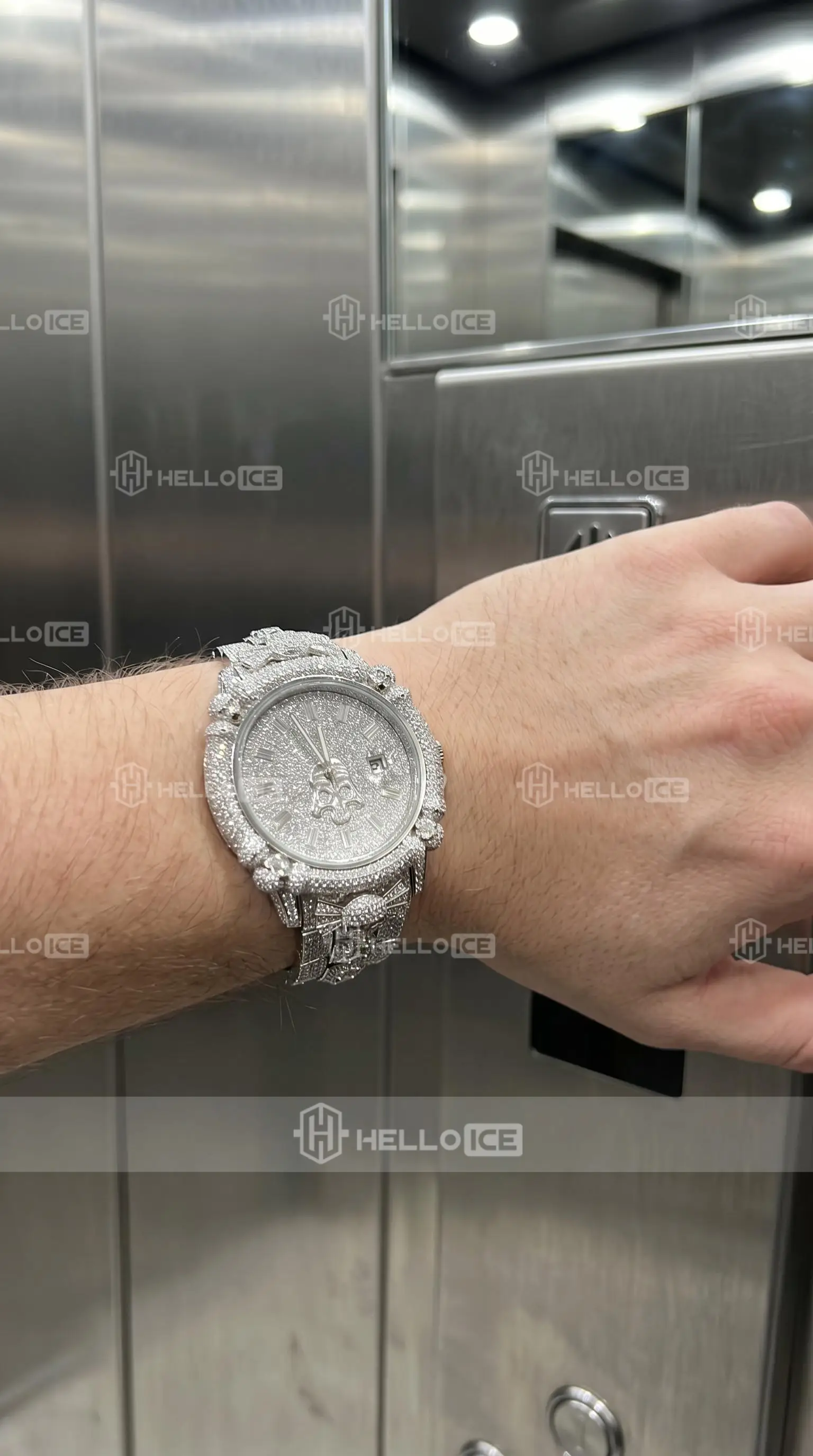 Helloice Review Image