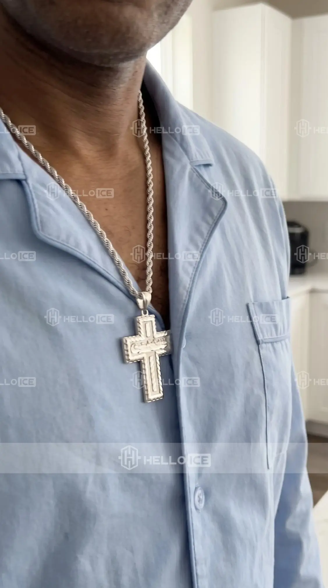 Helloice Review Image
