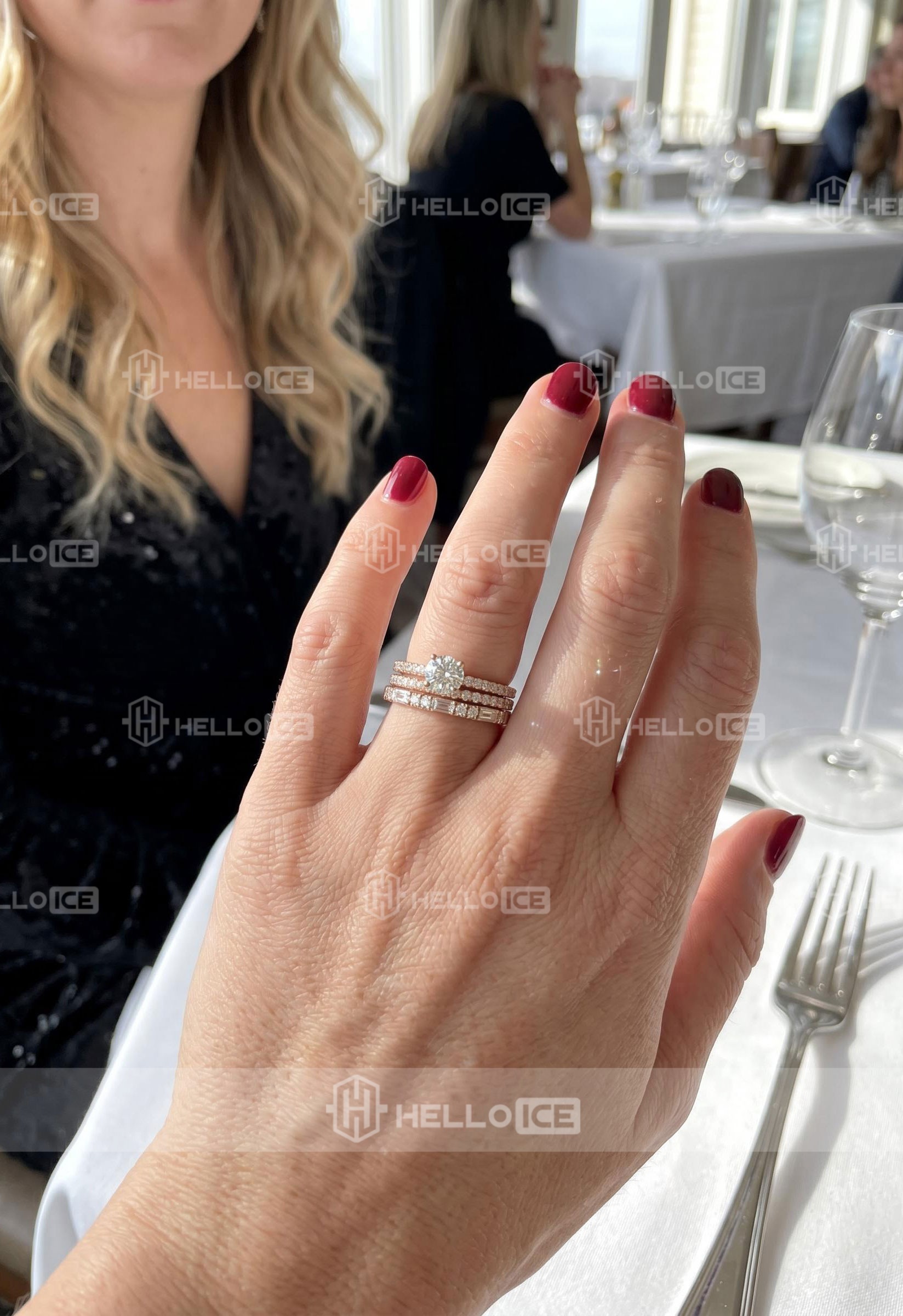 Helloice Review Image