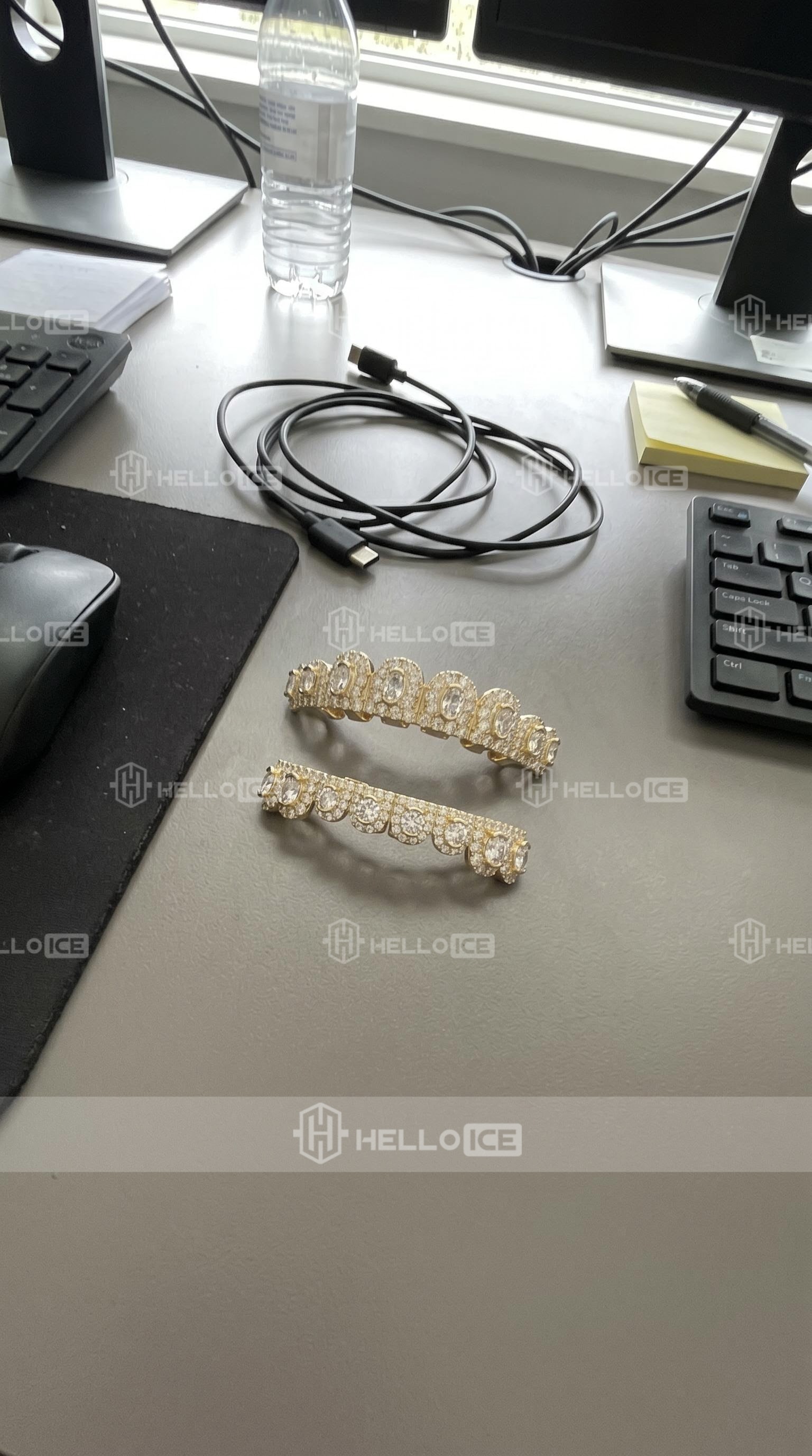 Helloice Review Image