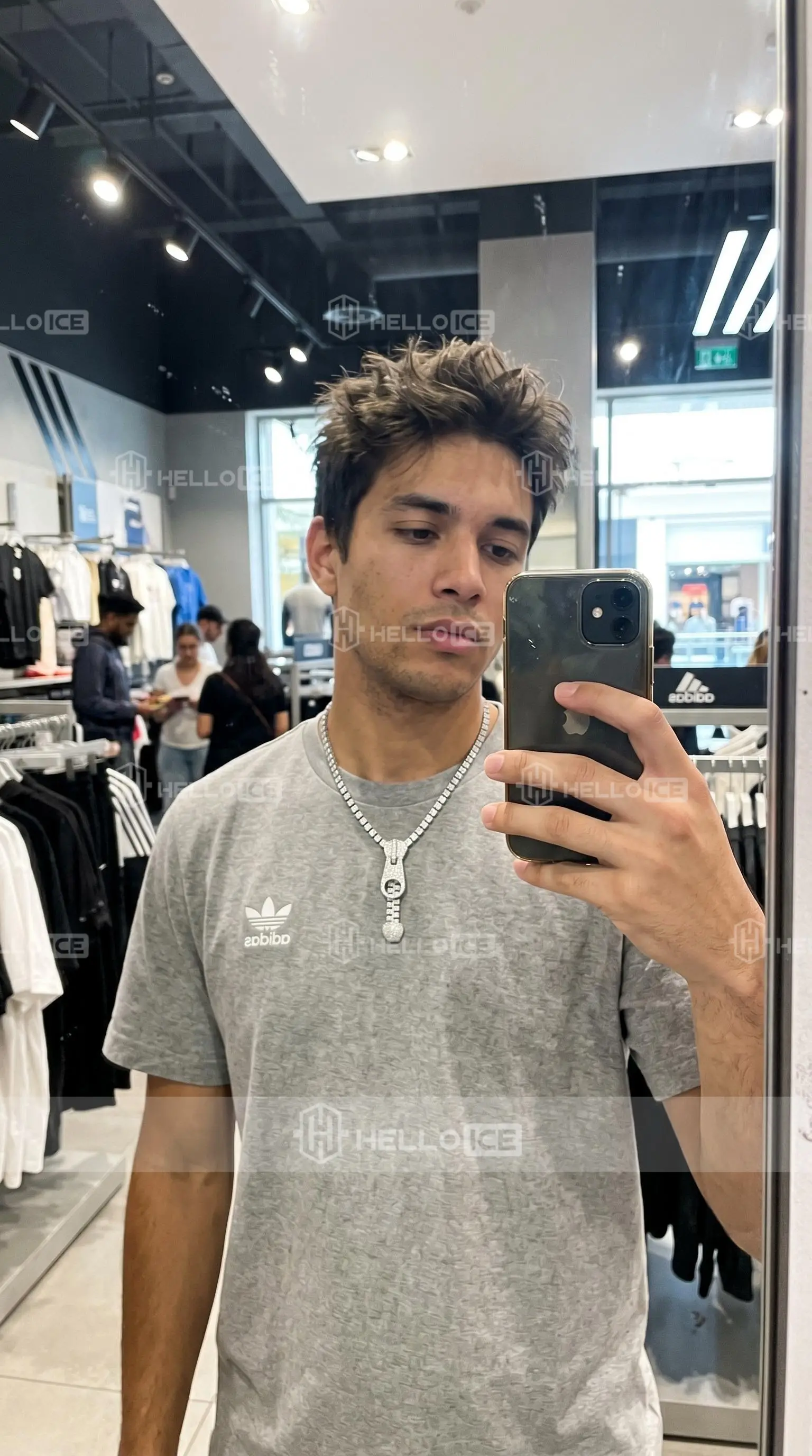 Helloice Review Image