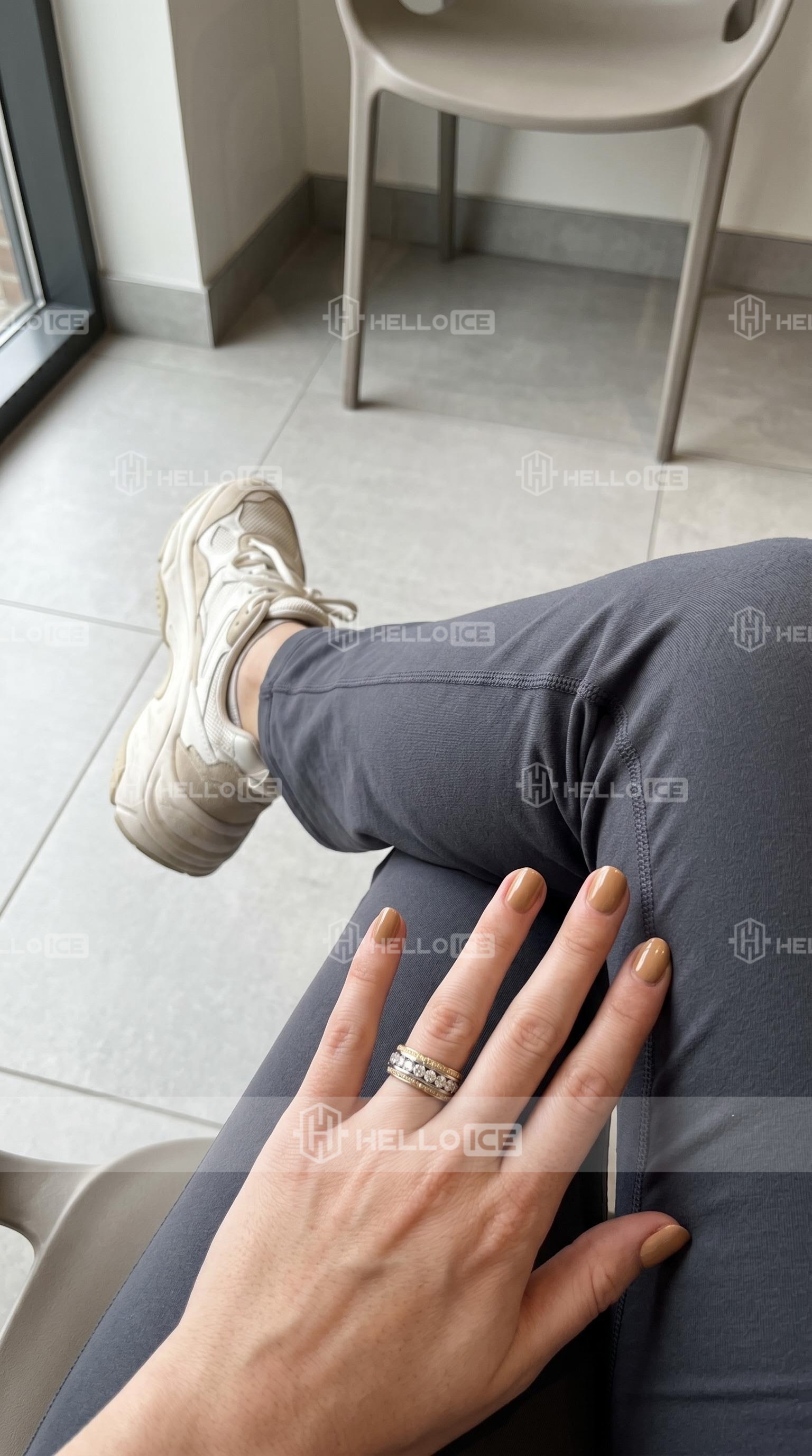 Helloice Review Image