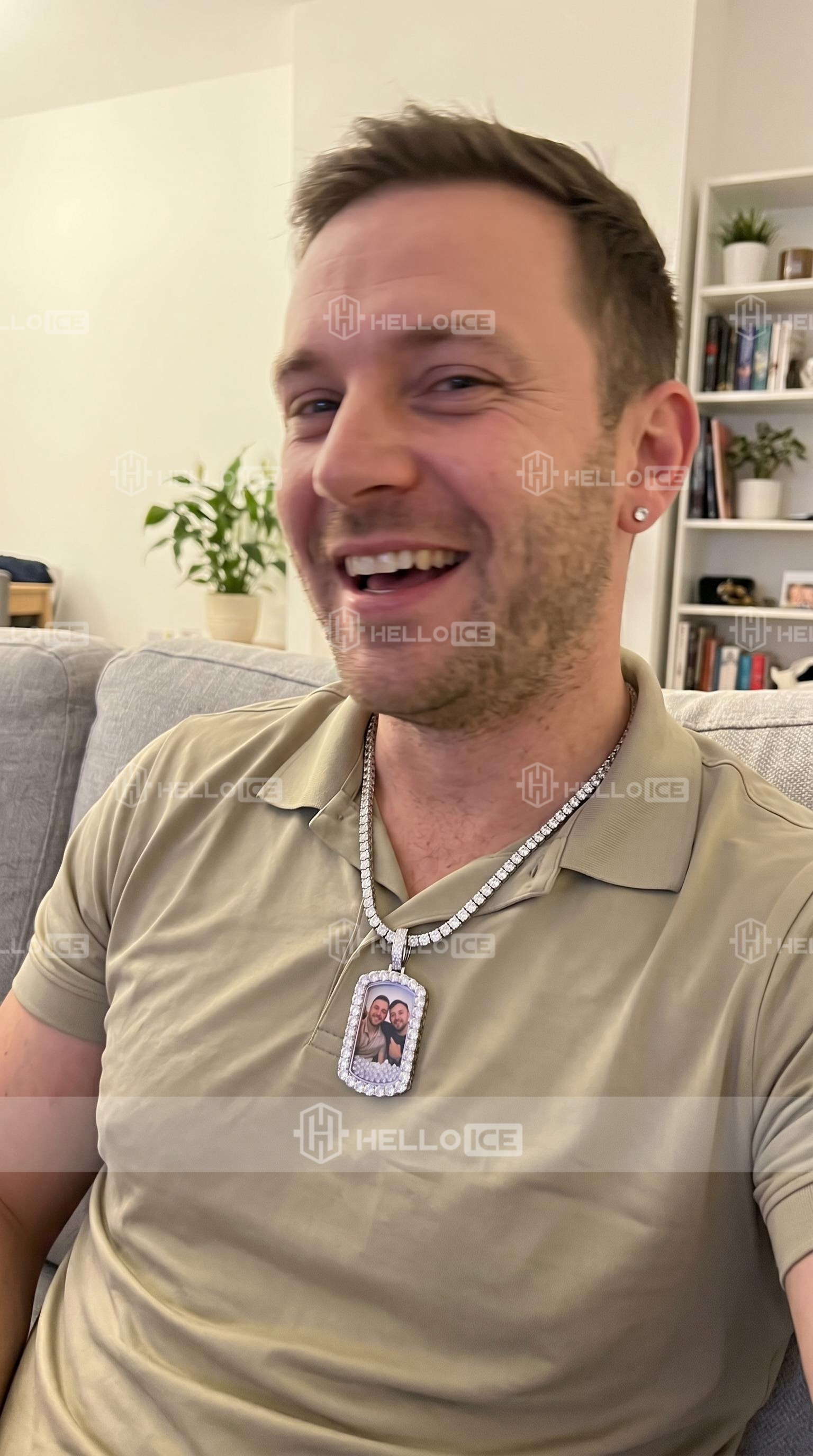 Helloice Review Image