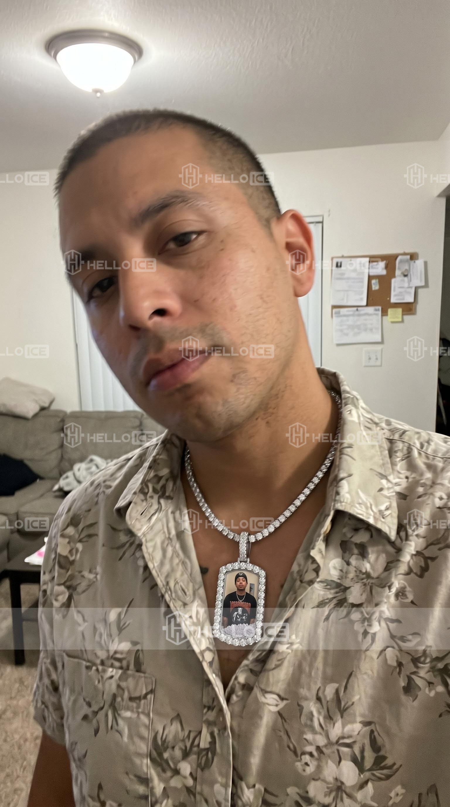 Helloice Review Image