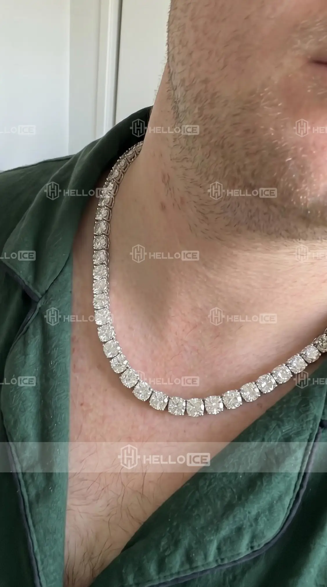 Helloice Review Image