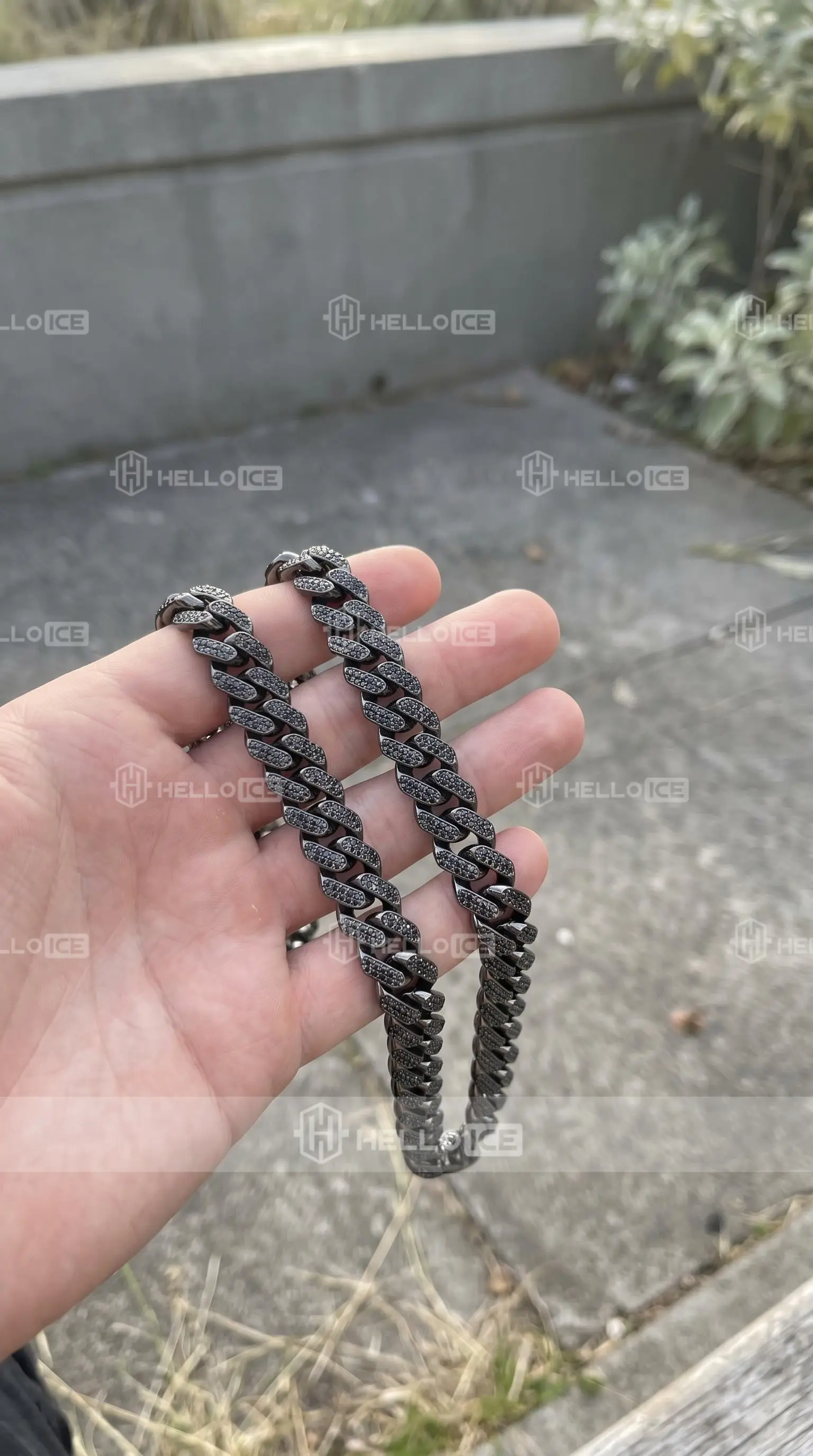 Helloice Review Image