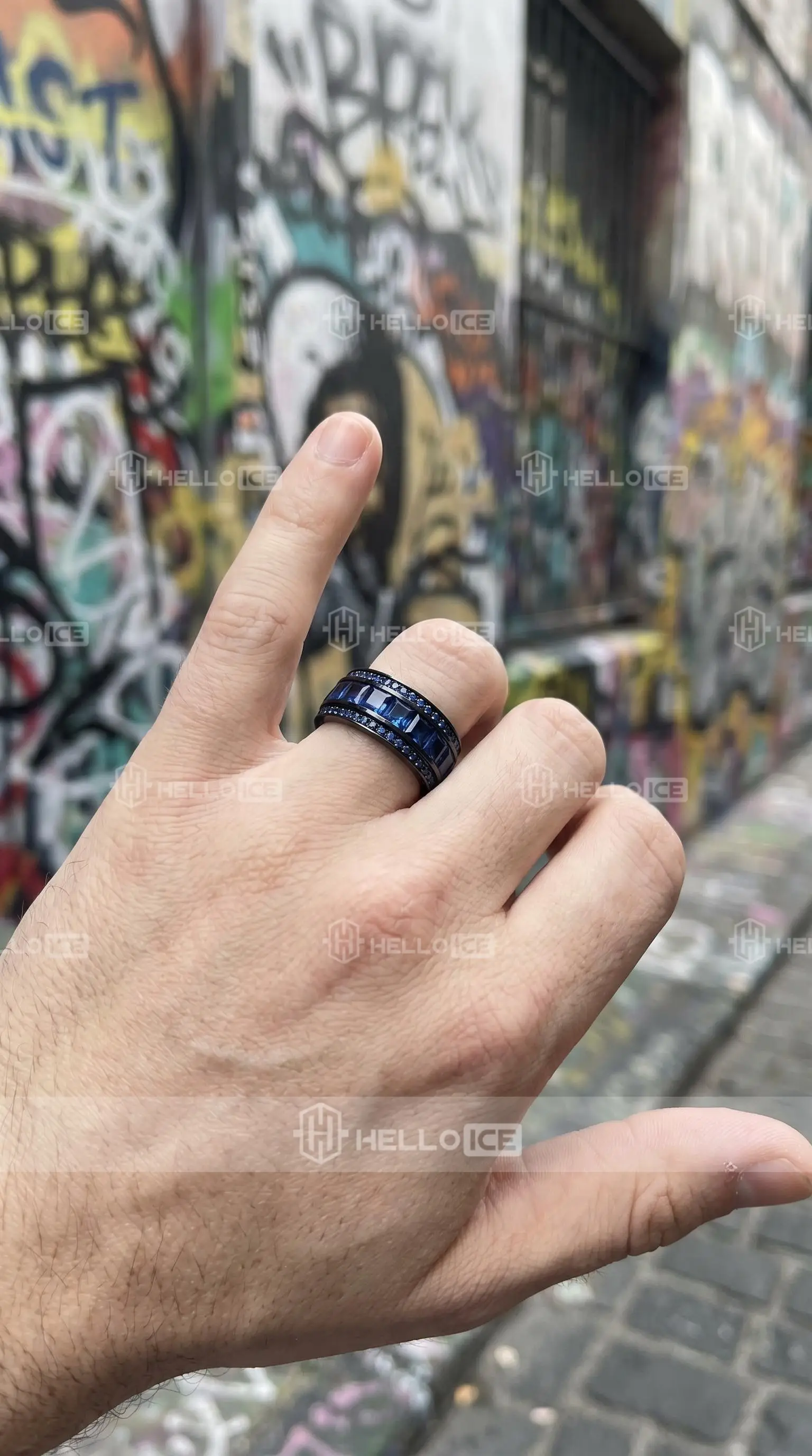 Helloice Review Image