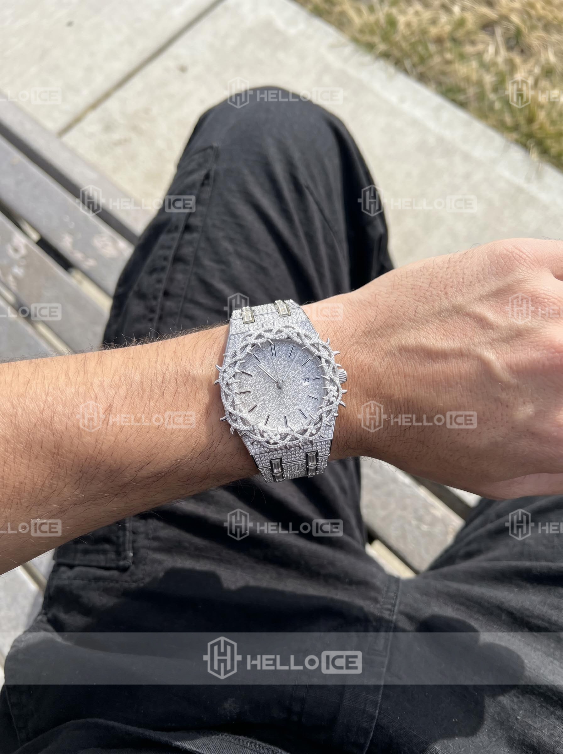 Helloice Review Image