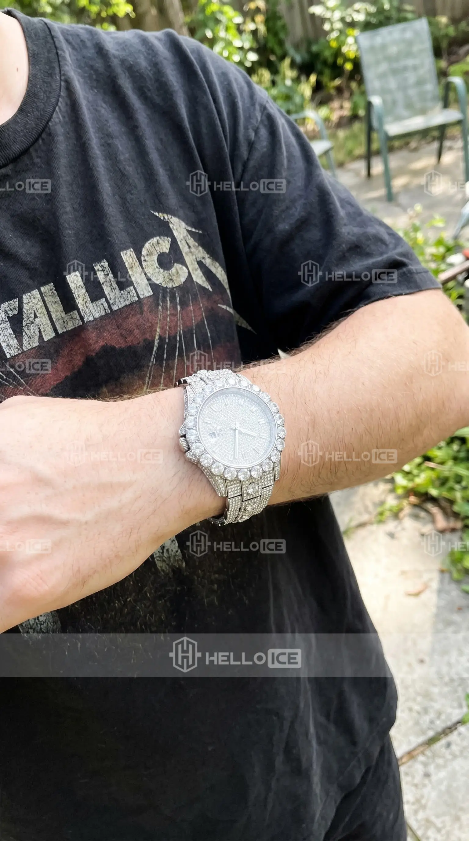 Helloice Review Image