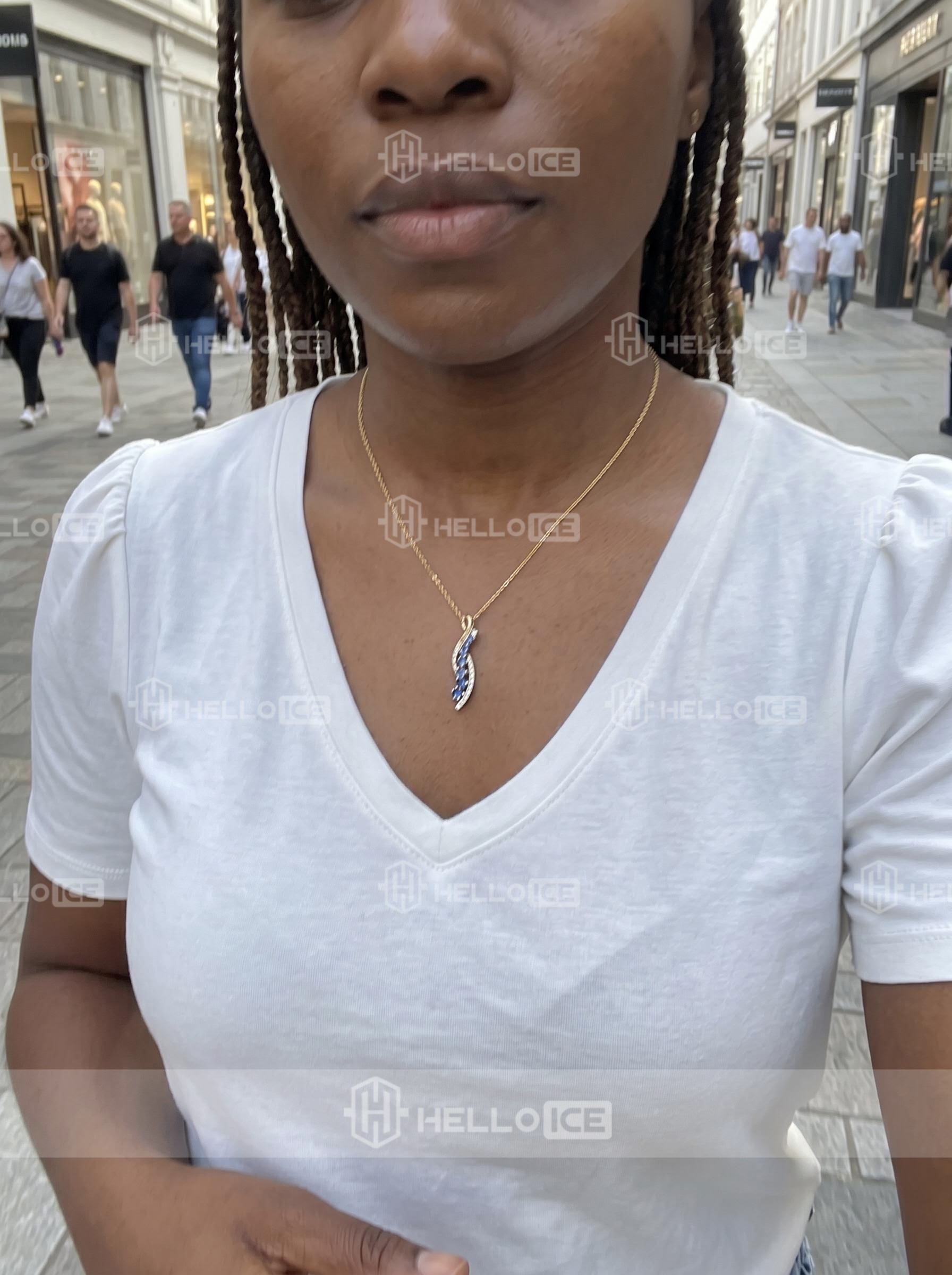 Helloice Review Image