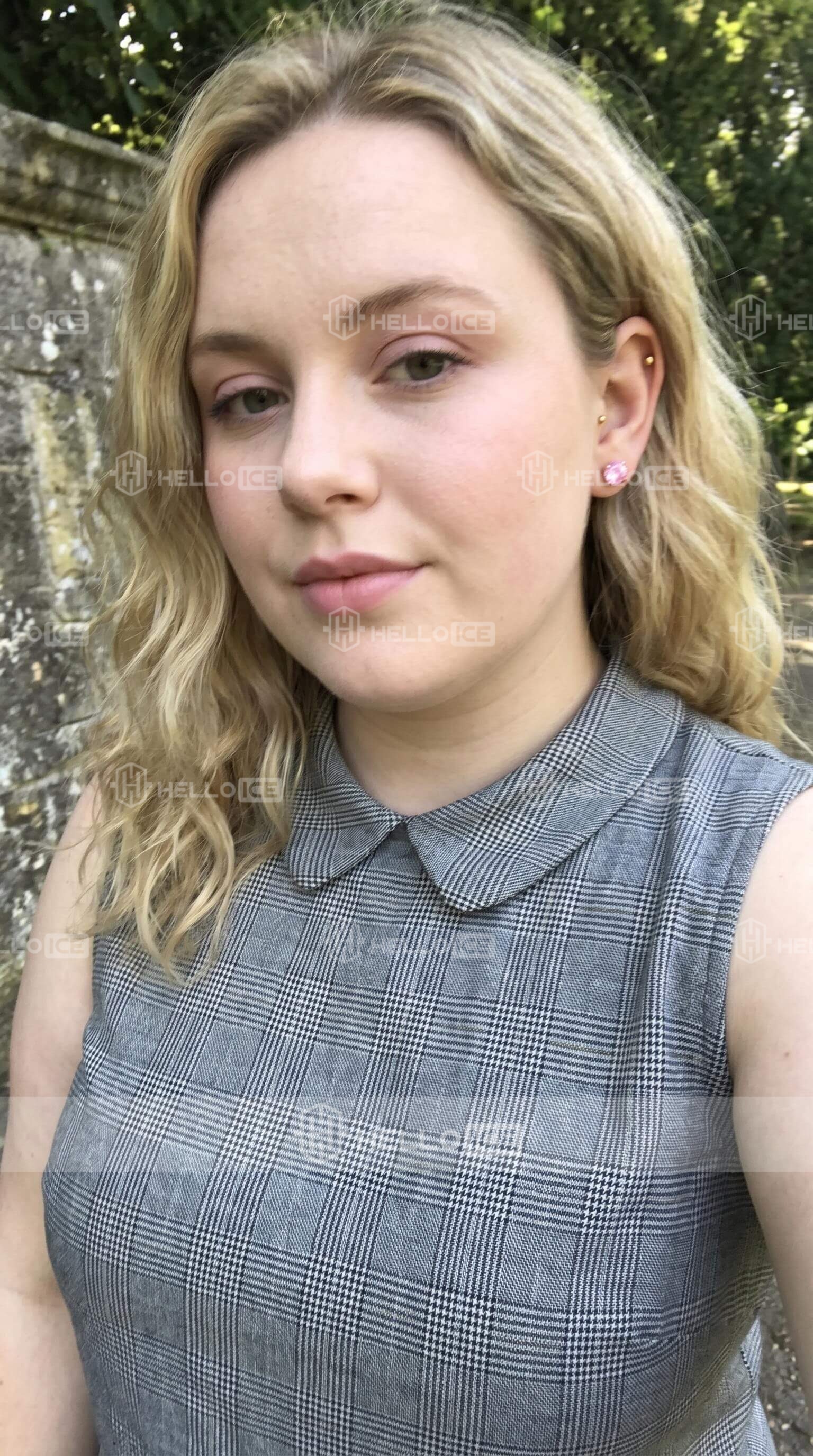 Helloice Review Image