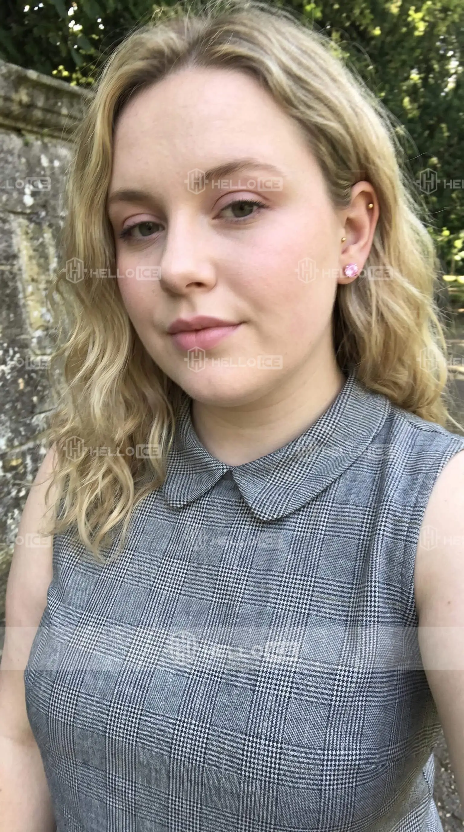 Helloice Review Image