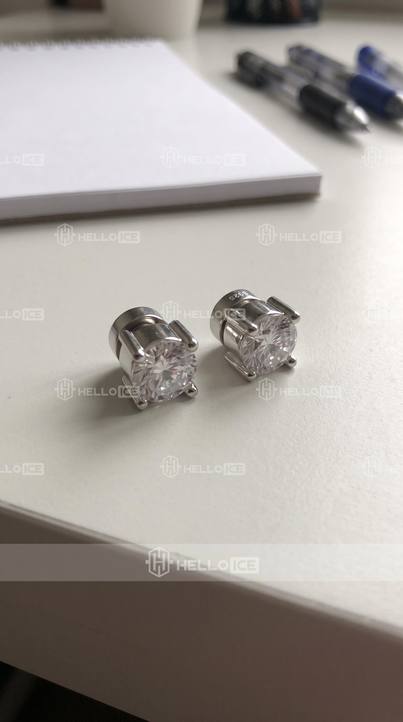 Helloice Review Image