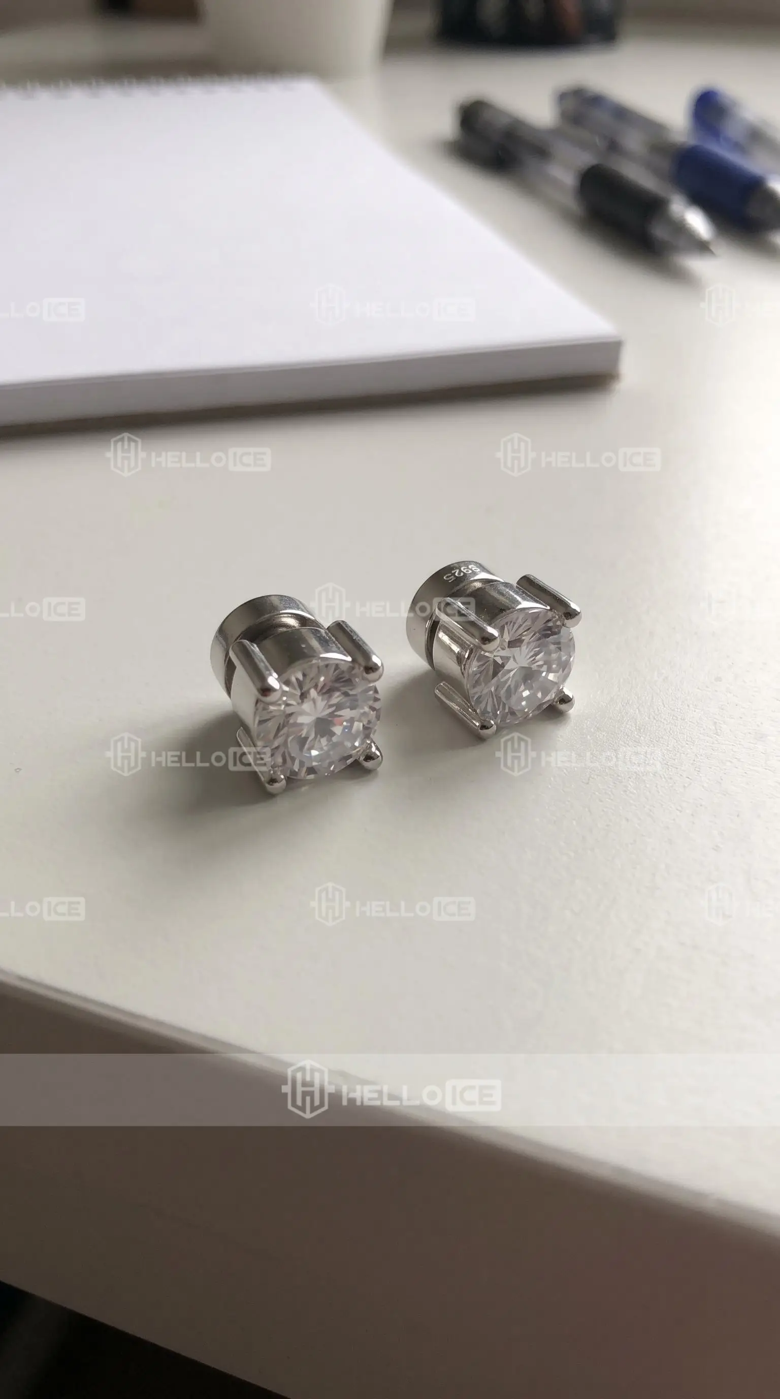 Helloice Review Image