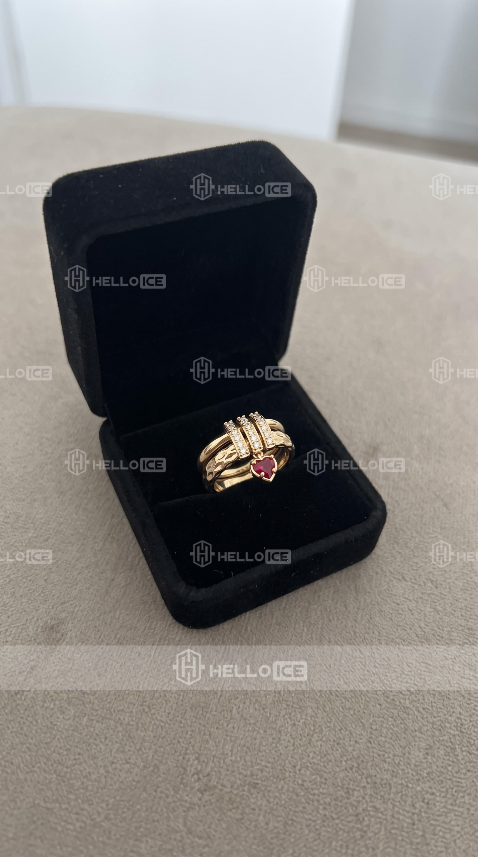 Helloice Review Image
