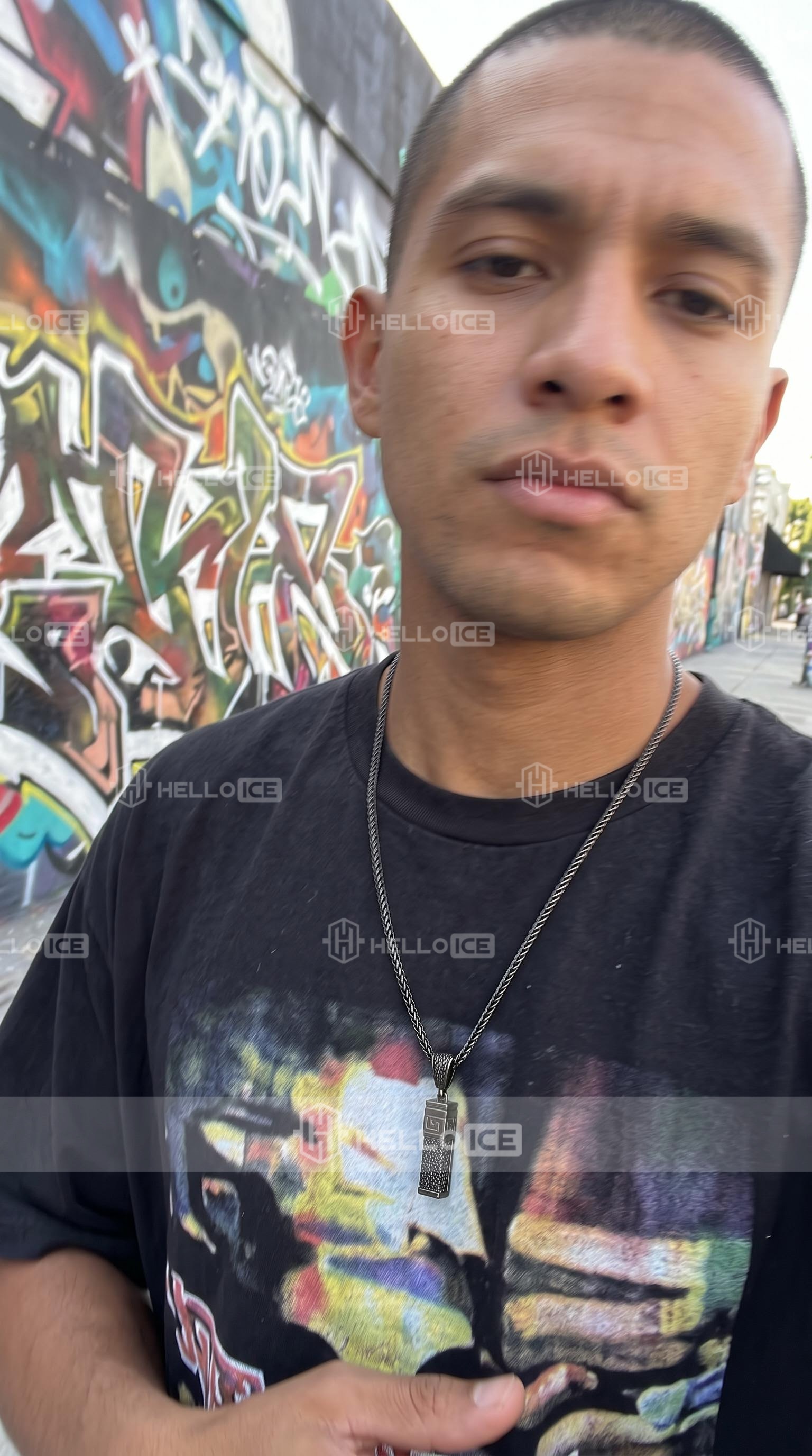 Helloice Review Image