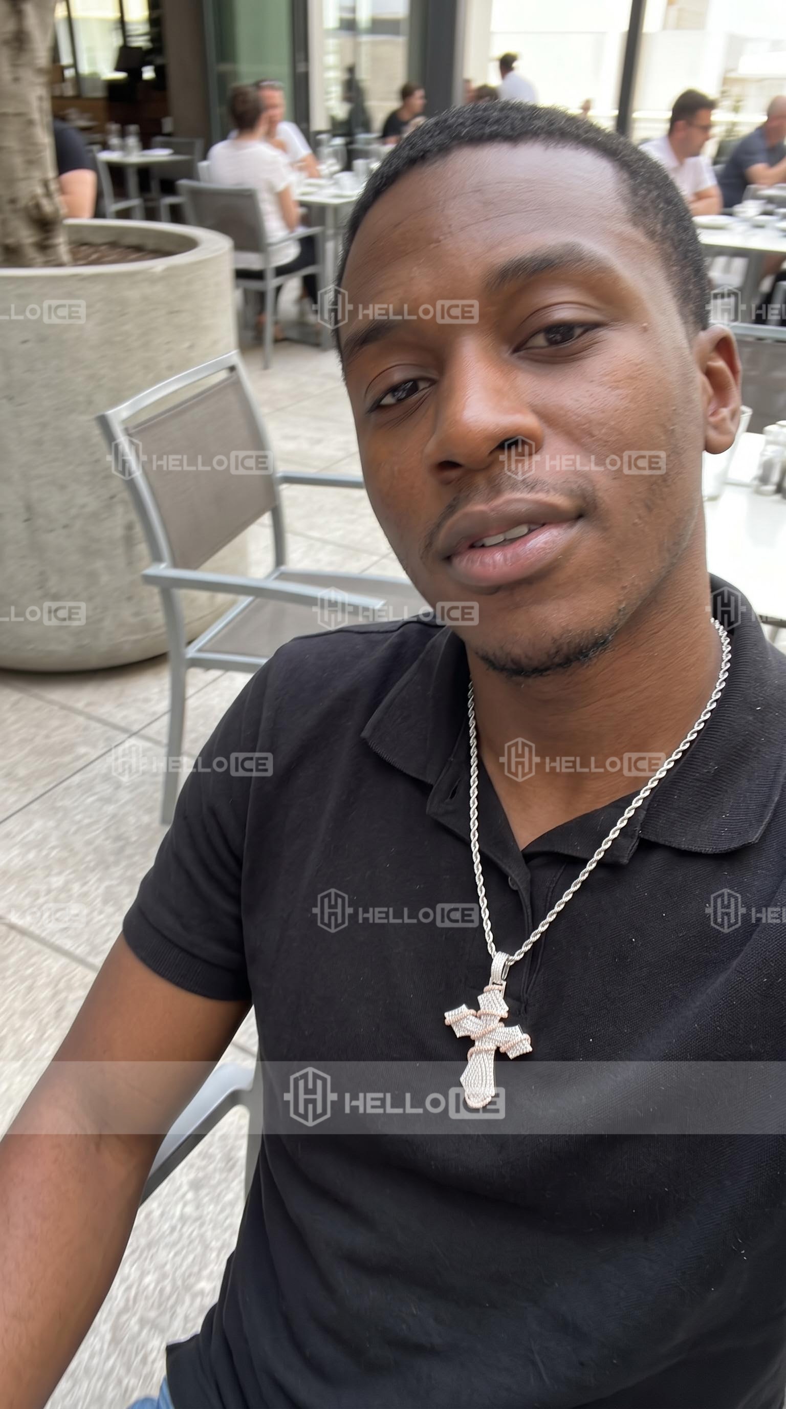 Helloice Review Image