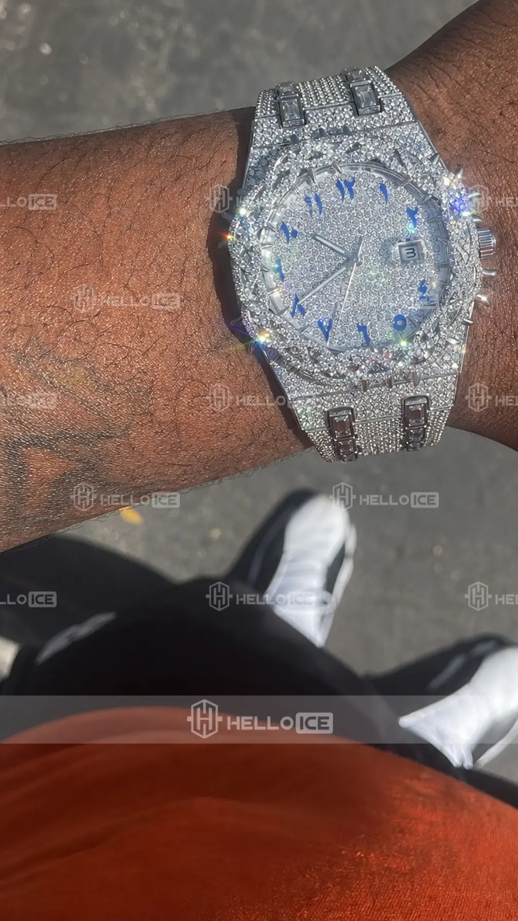 Helloice Review Image