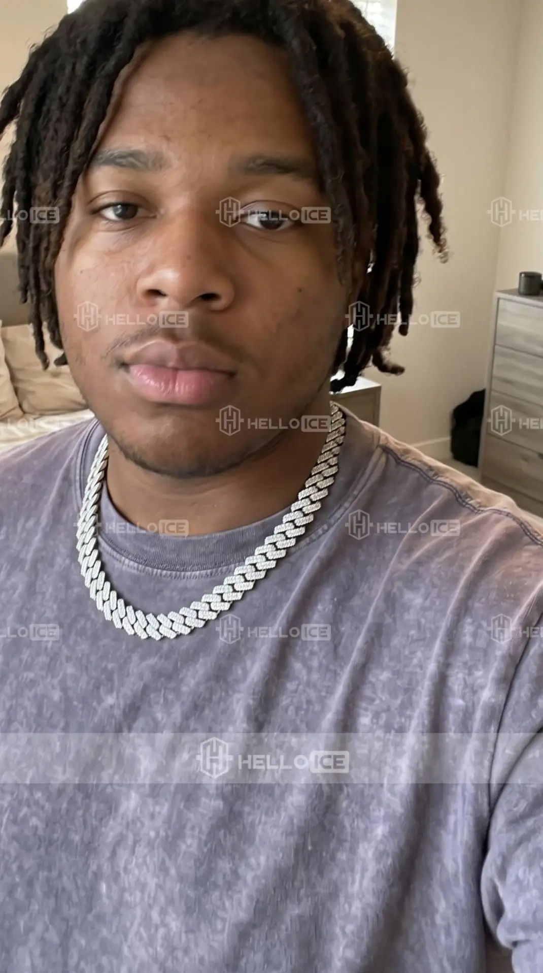Helloice Review Image