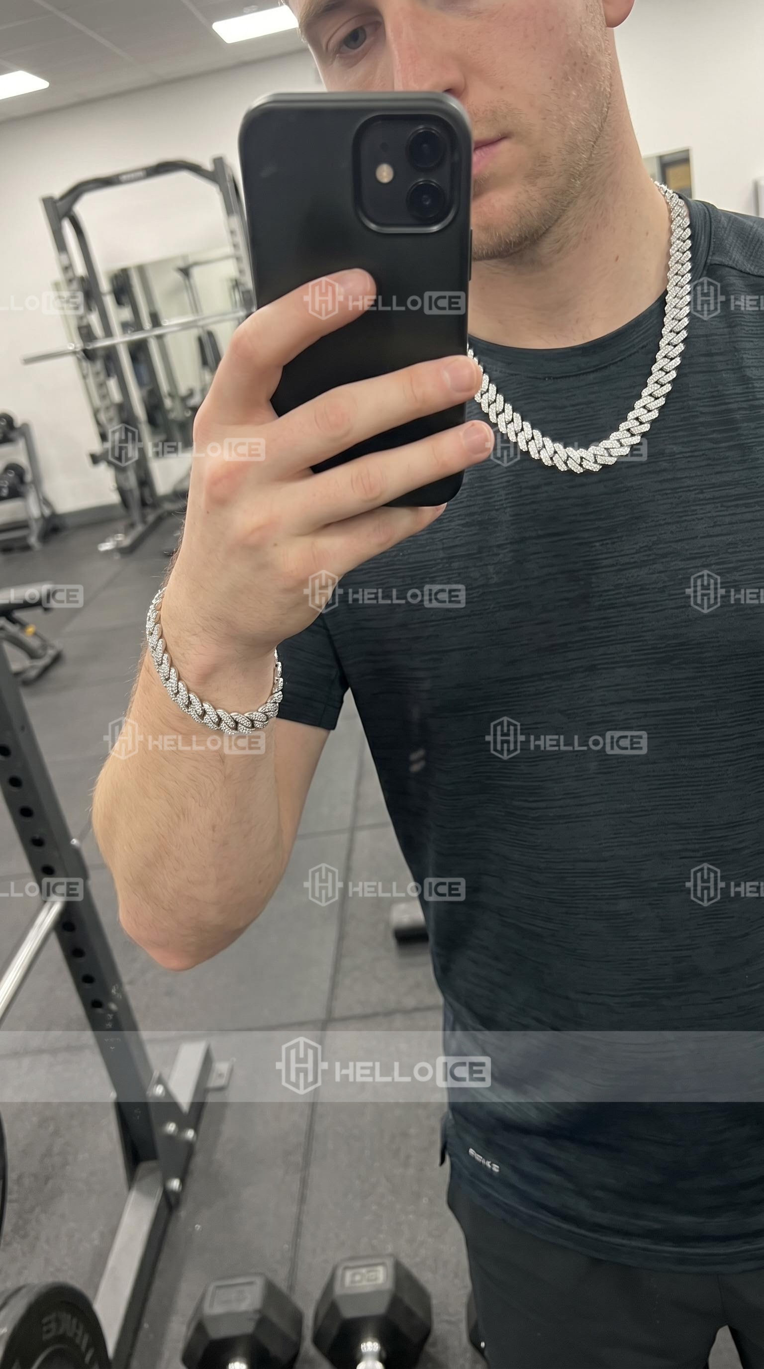 Helloice Review Image