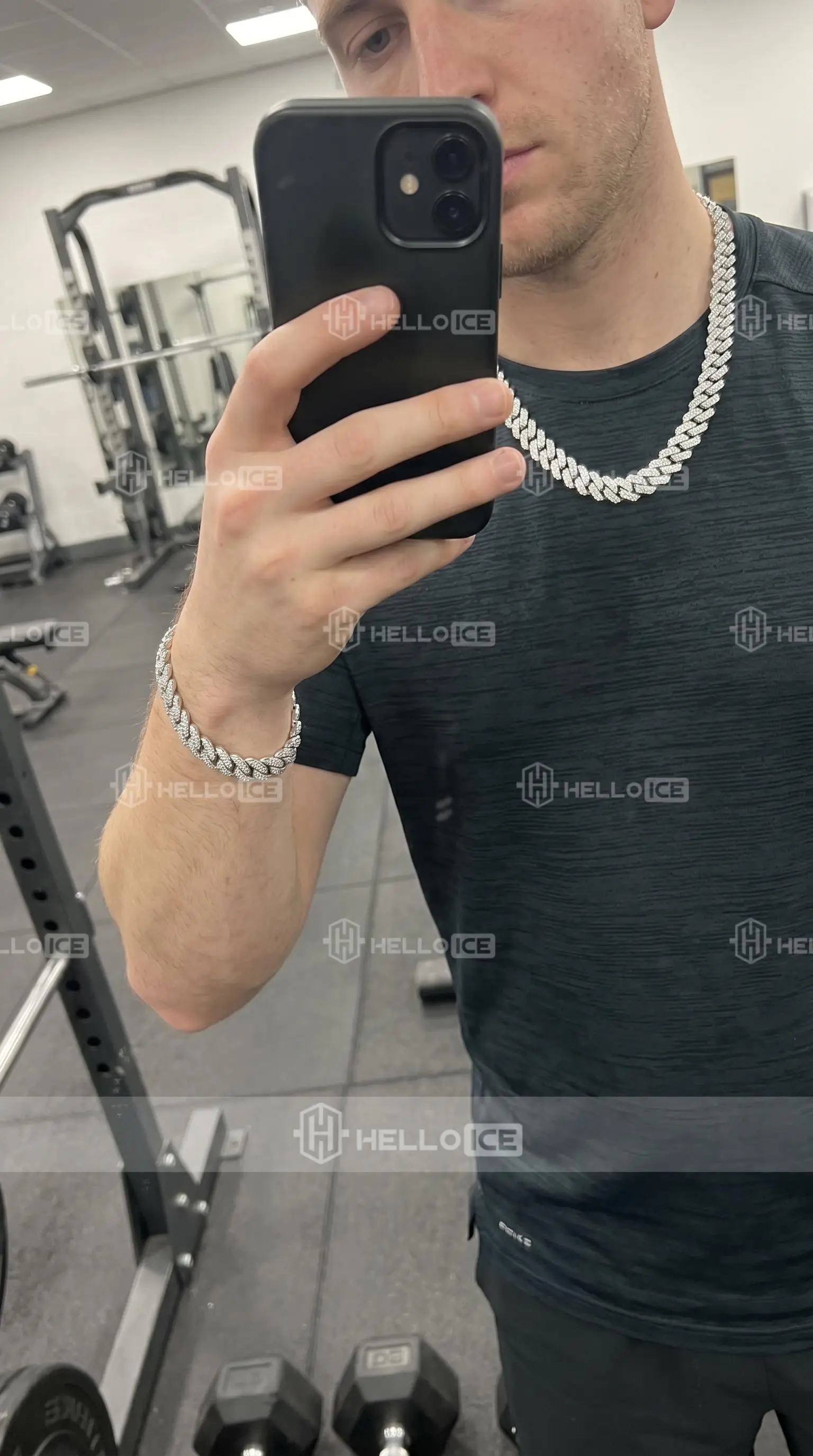 Helloice Review Image