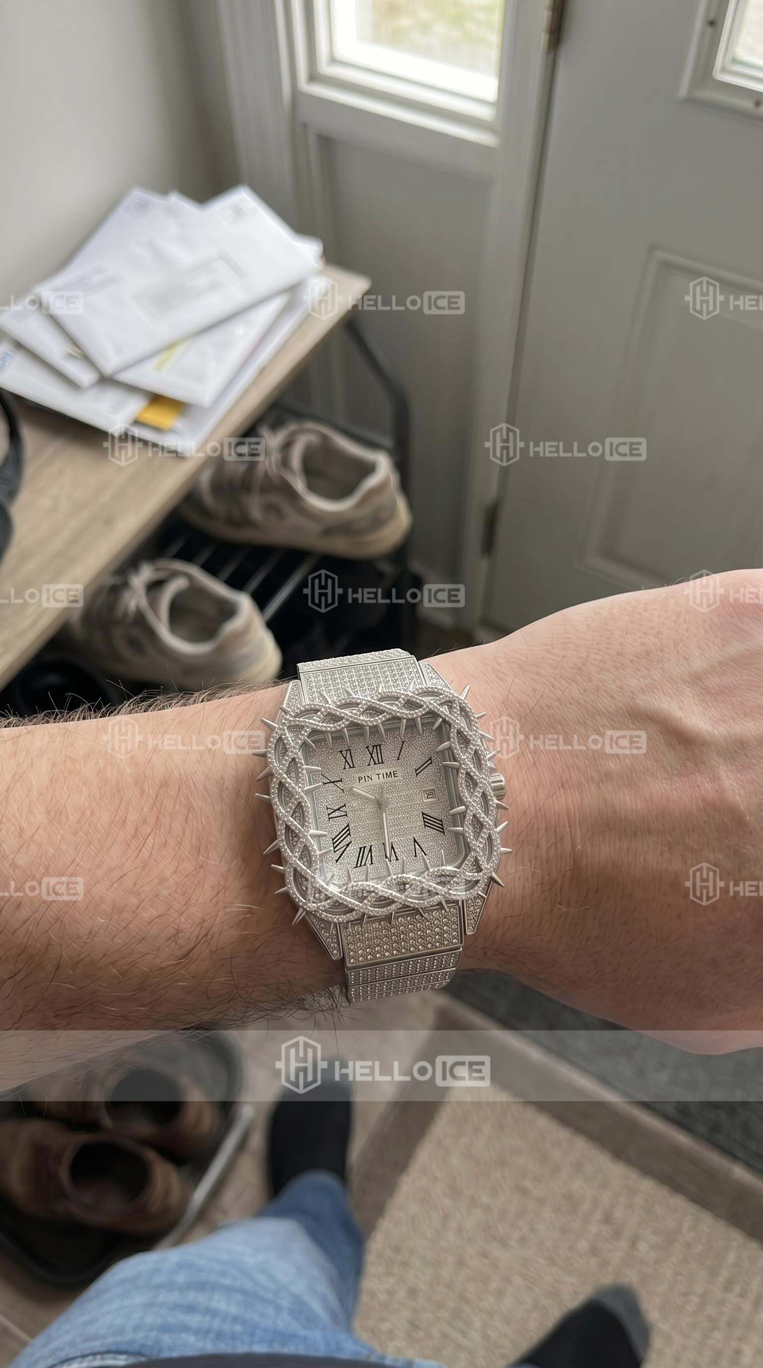 Helloice Review Image