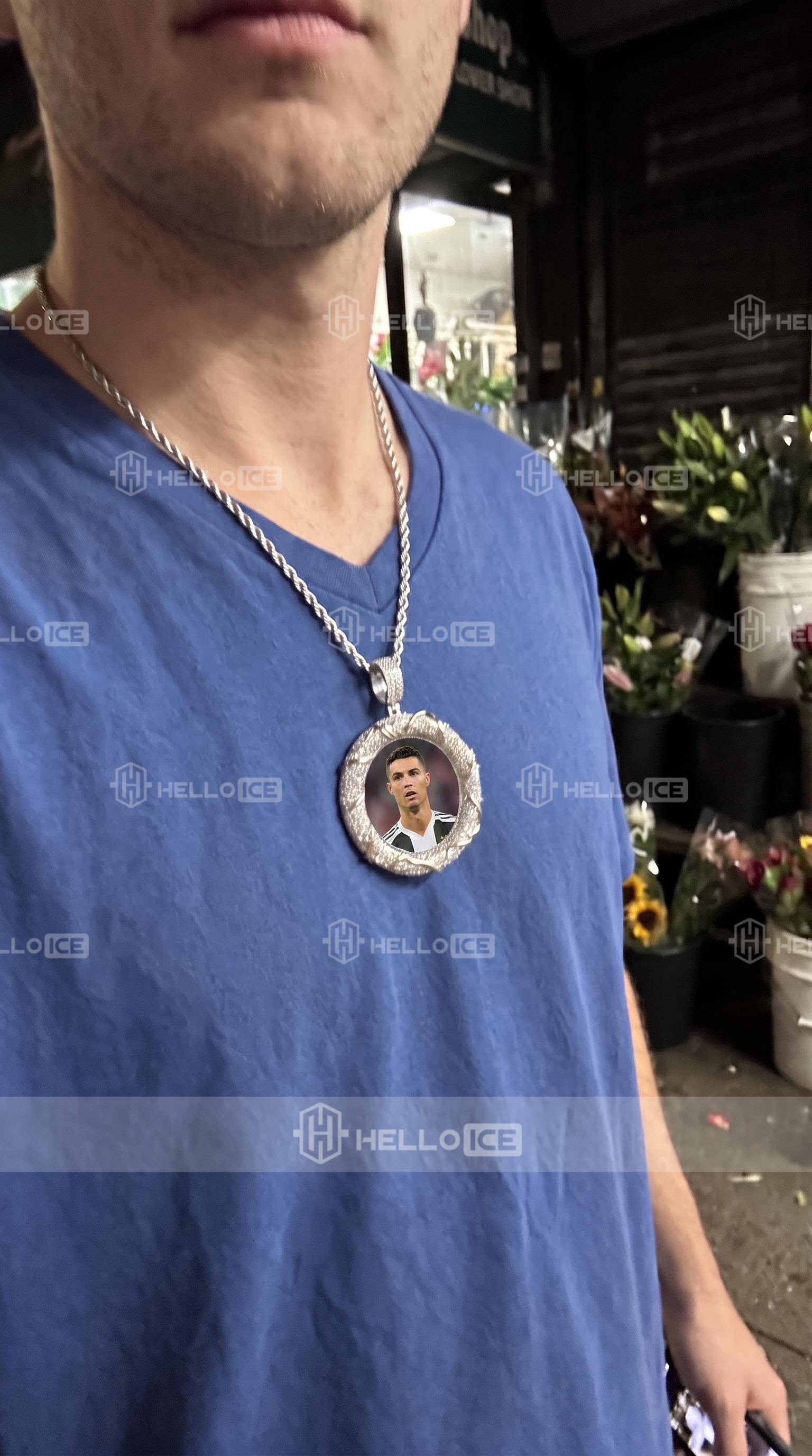 Helloice Review Image