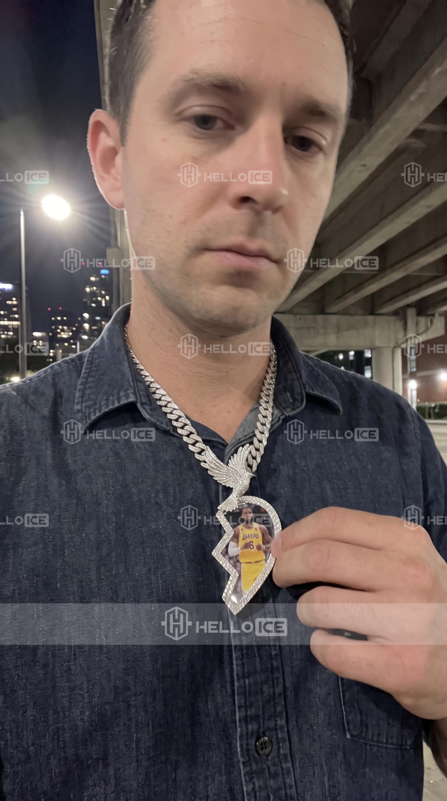 Helloice Review Image