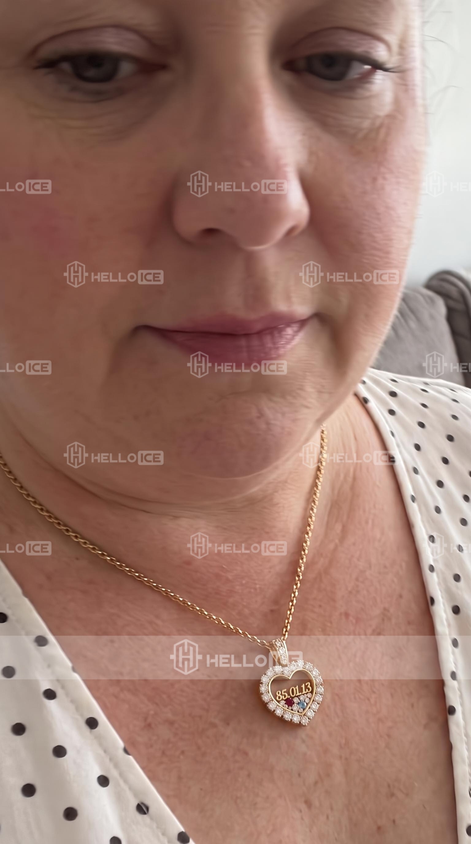 Helloice Review Image