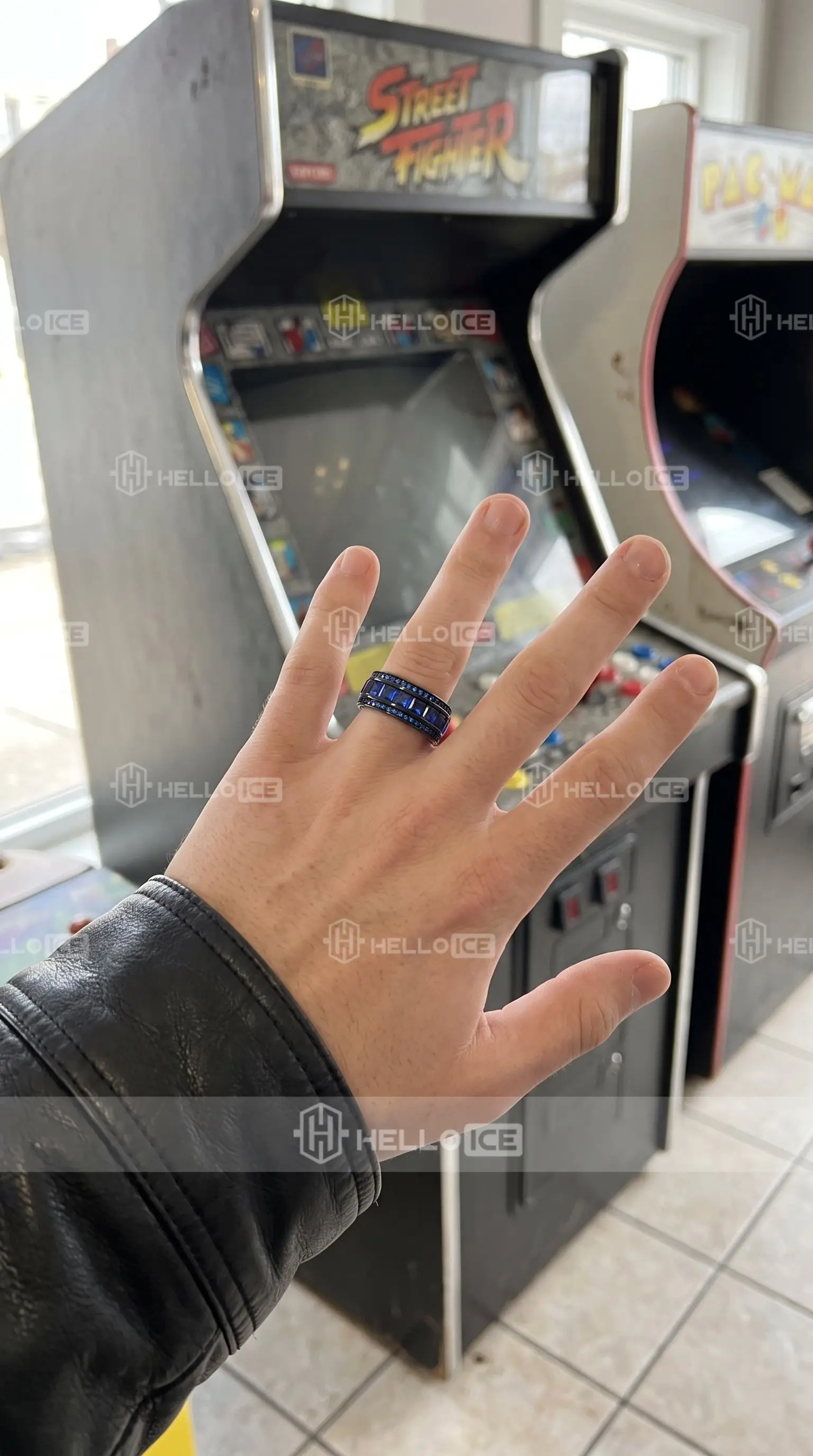 Helloice Review Image