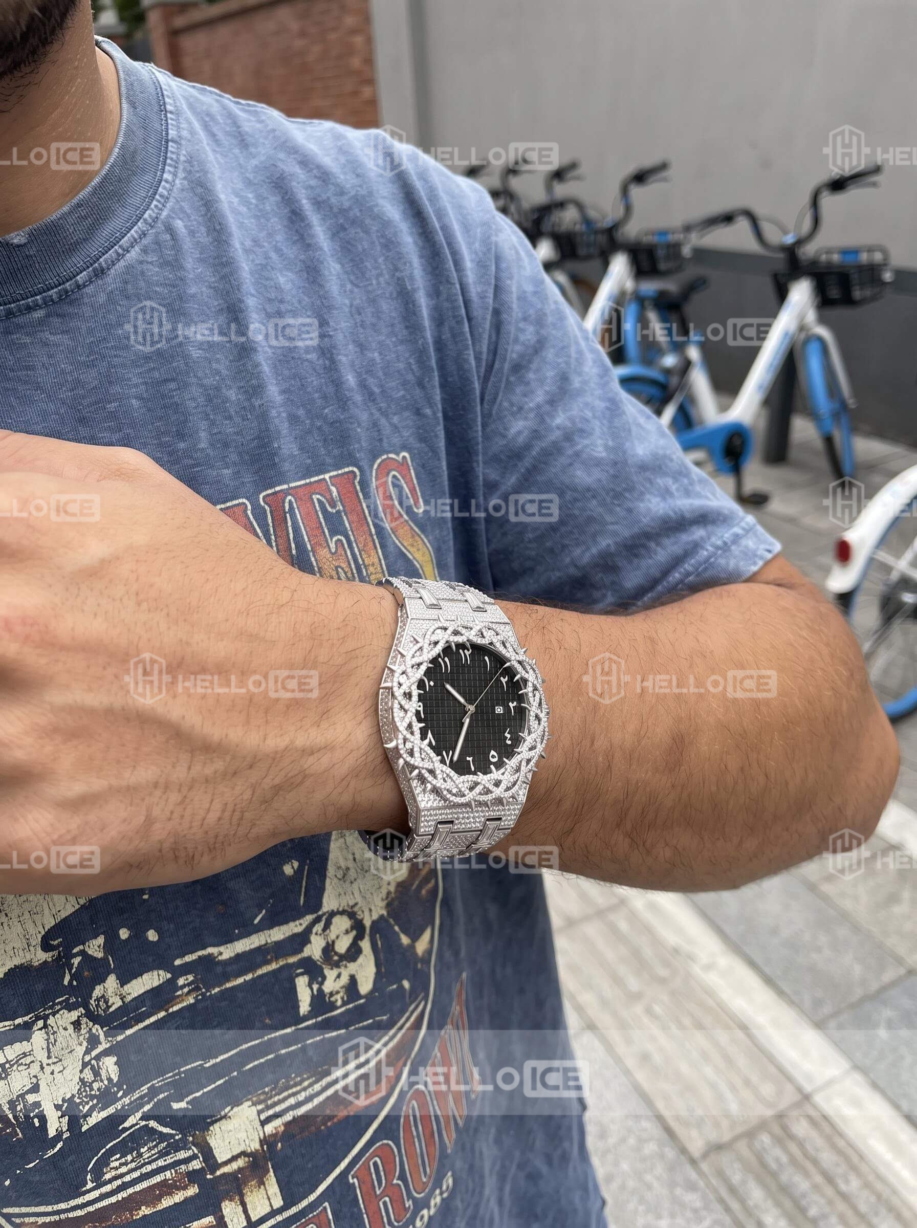 Helloice Review Image