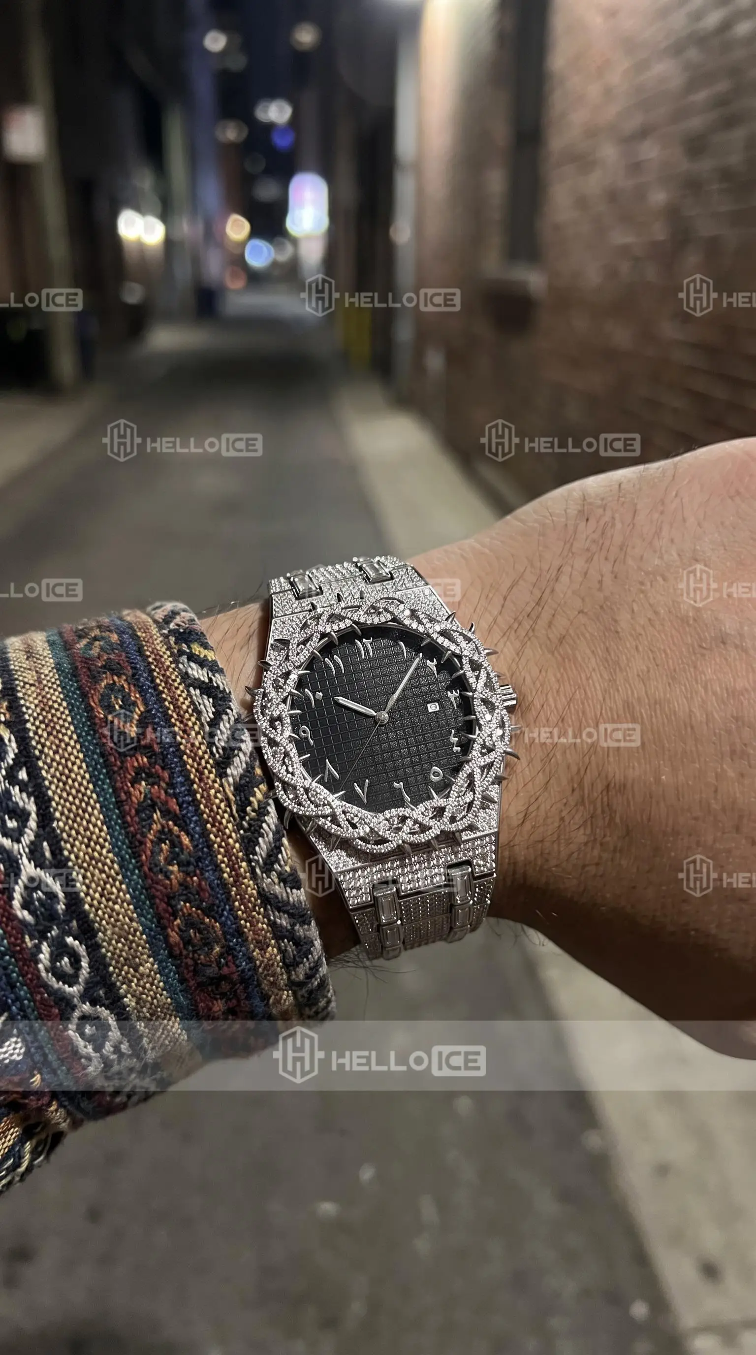 Helloice Review Image