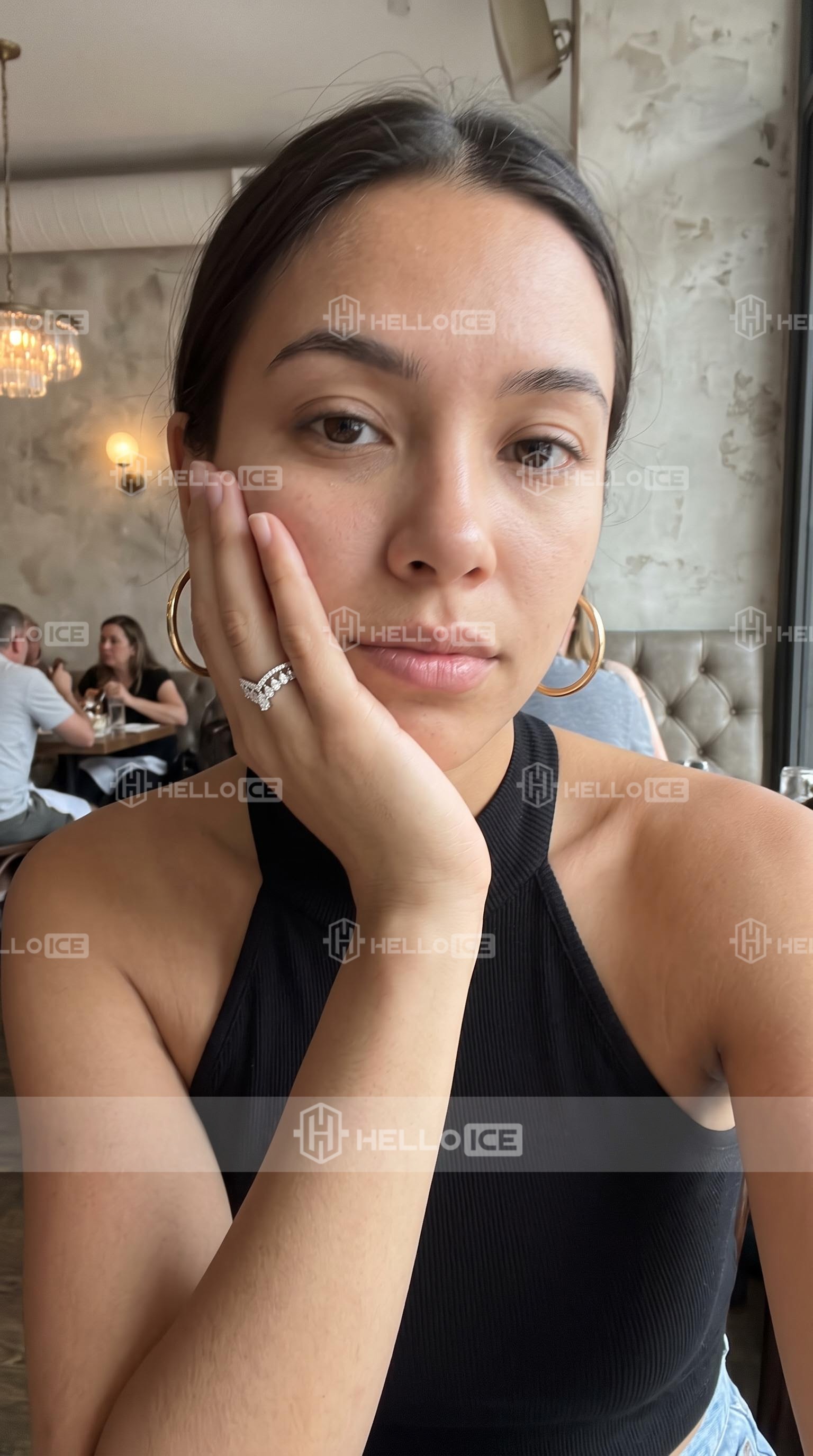 Helloice Review Image
