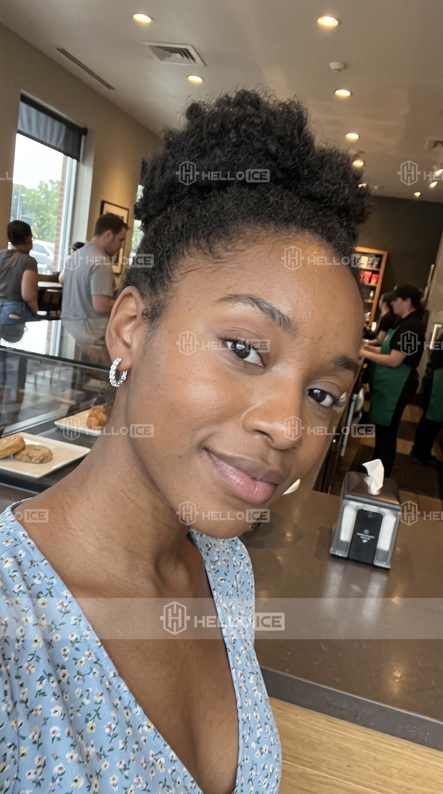 Helloice Review Image