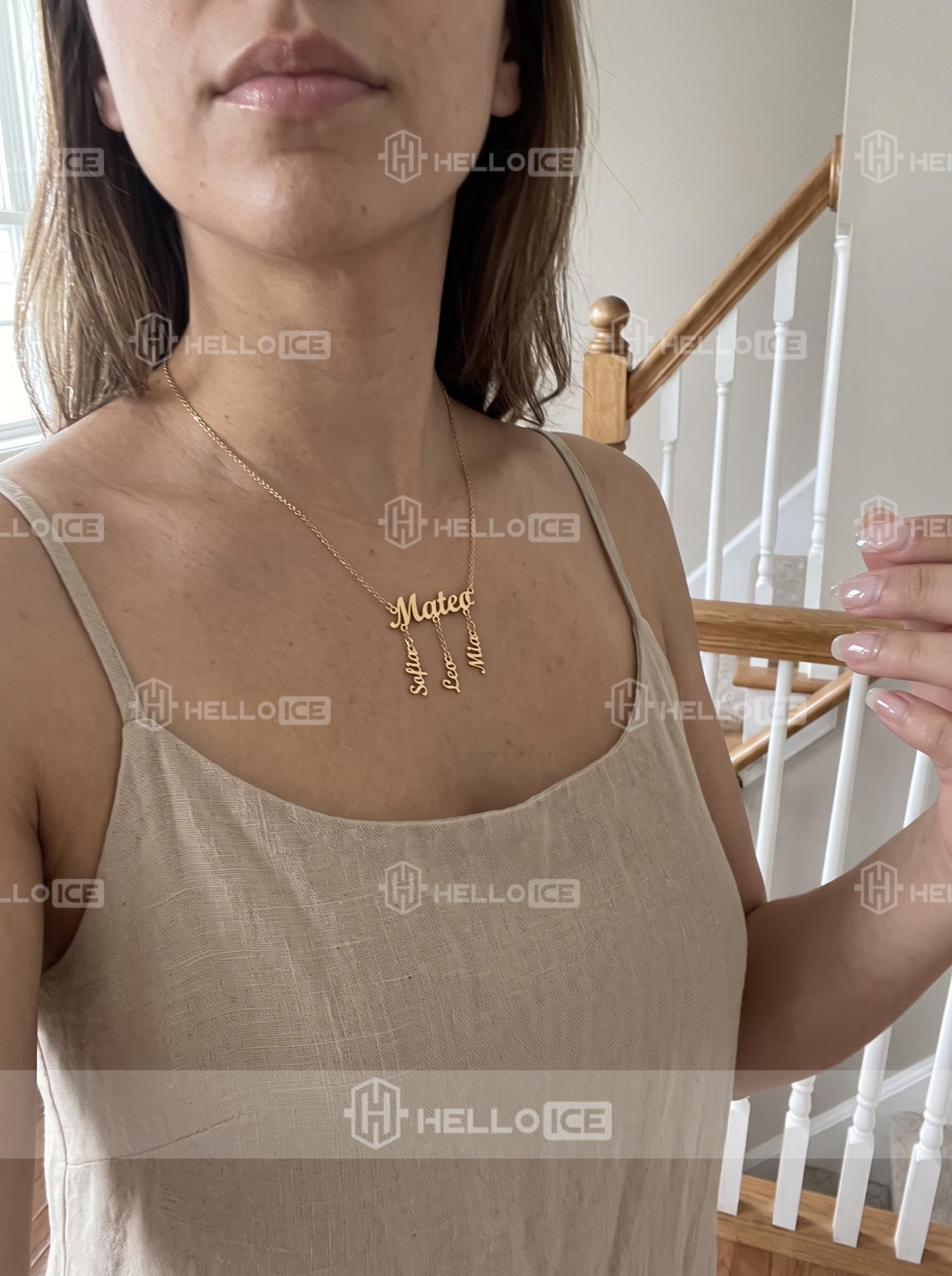 Helloice Review Image