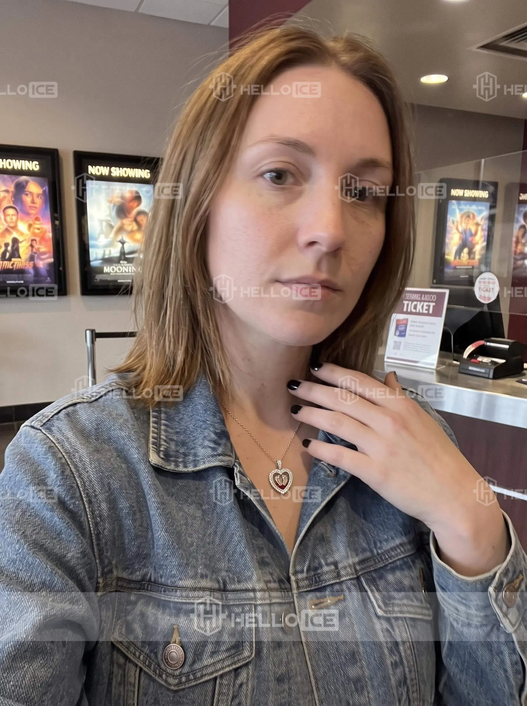 Helloice Review Image