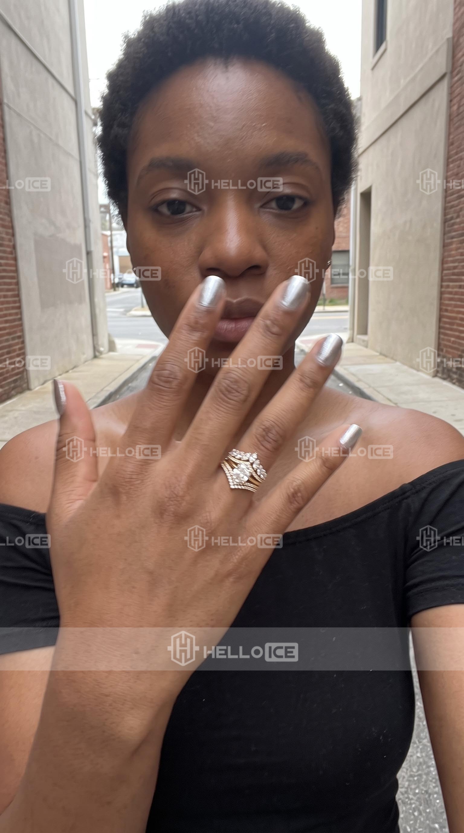 Helloice Review Image