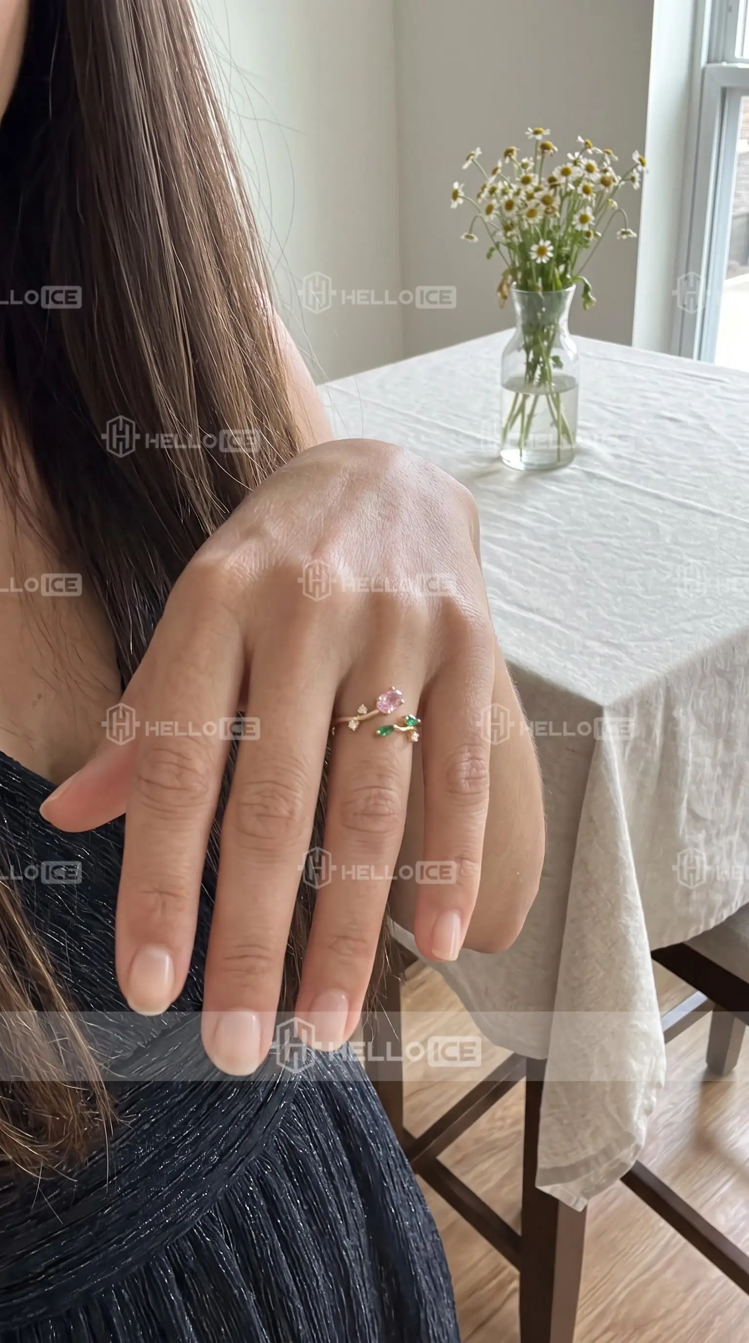 Helloice Review Image