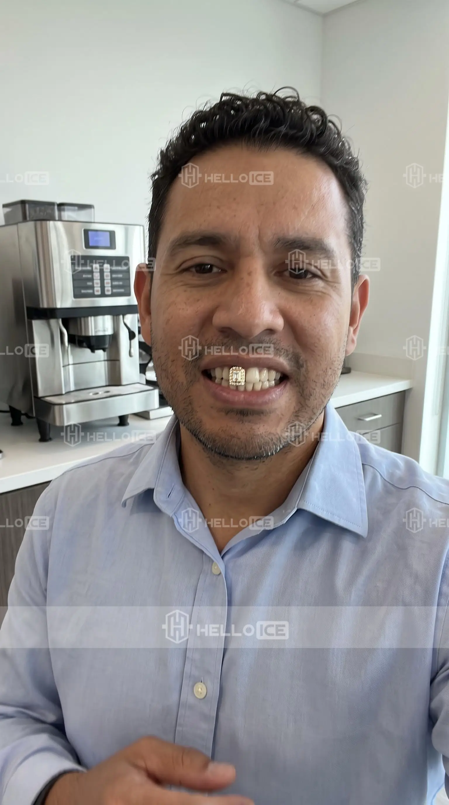 Helloice Review Image