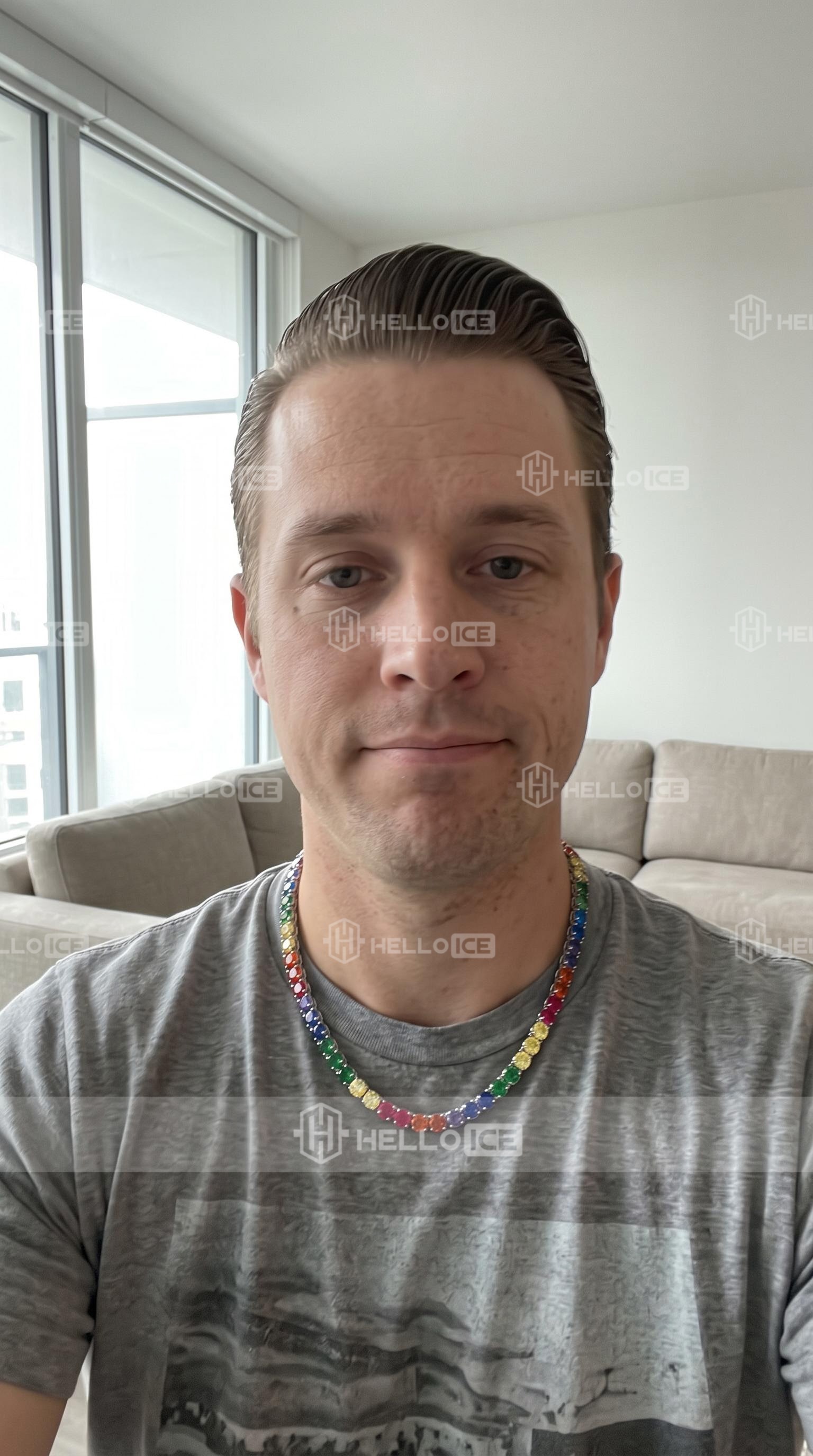 Helloice Review Image