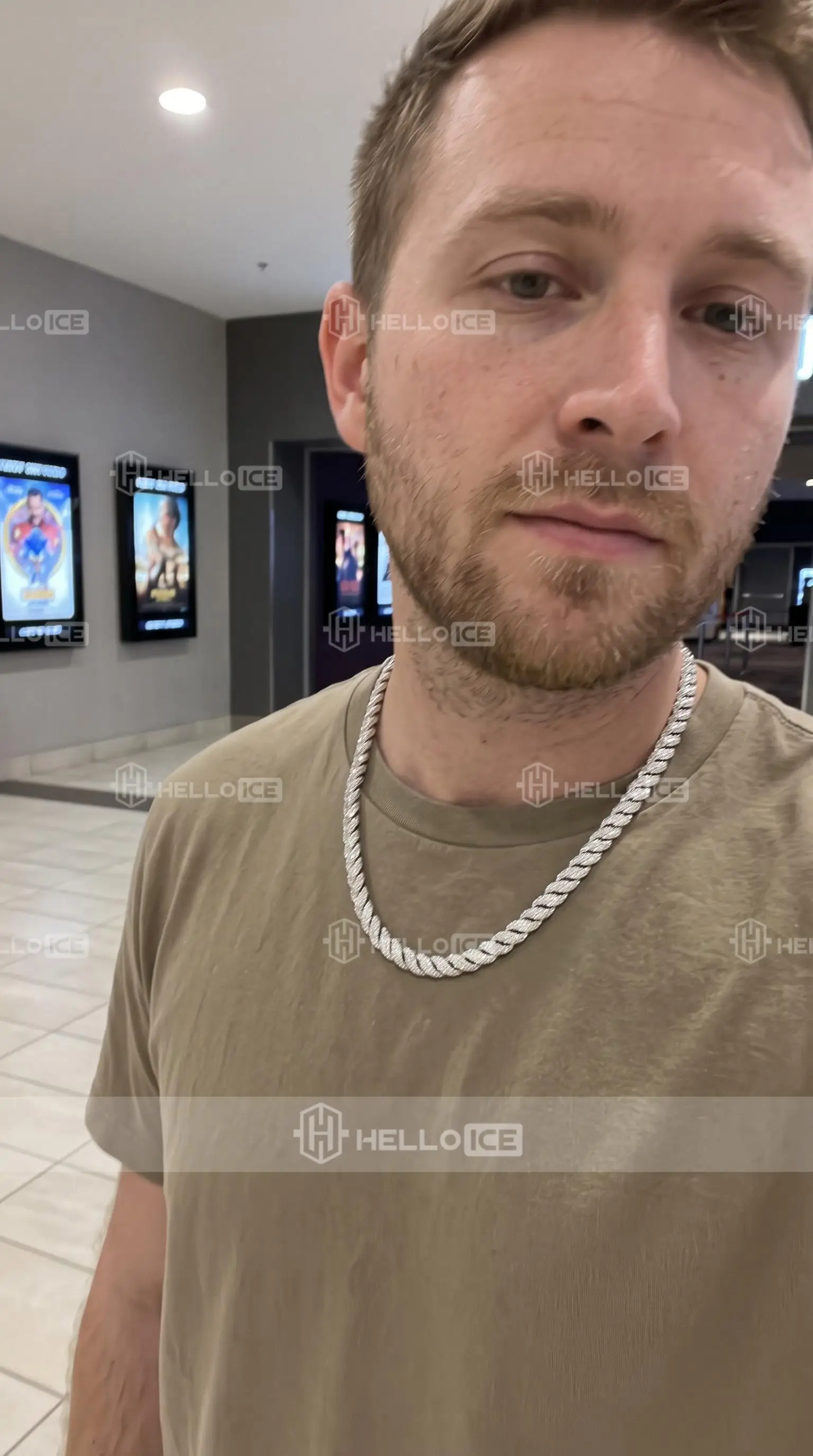 Helloice Review Image