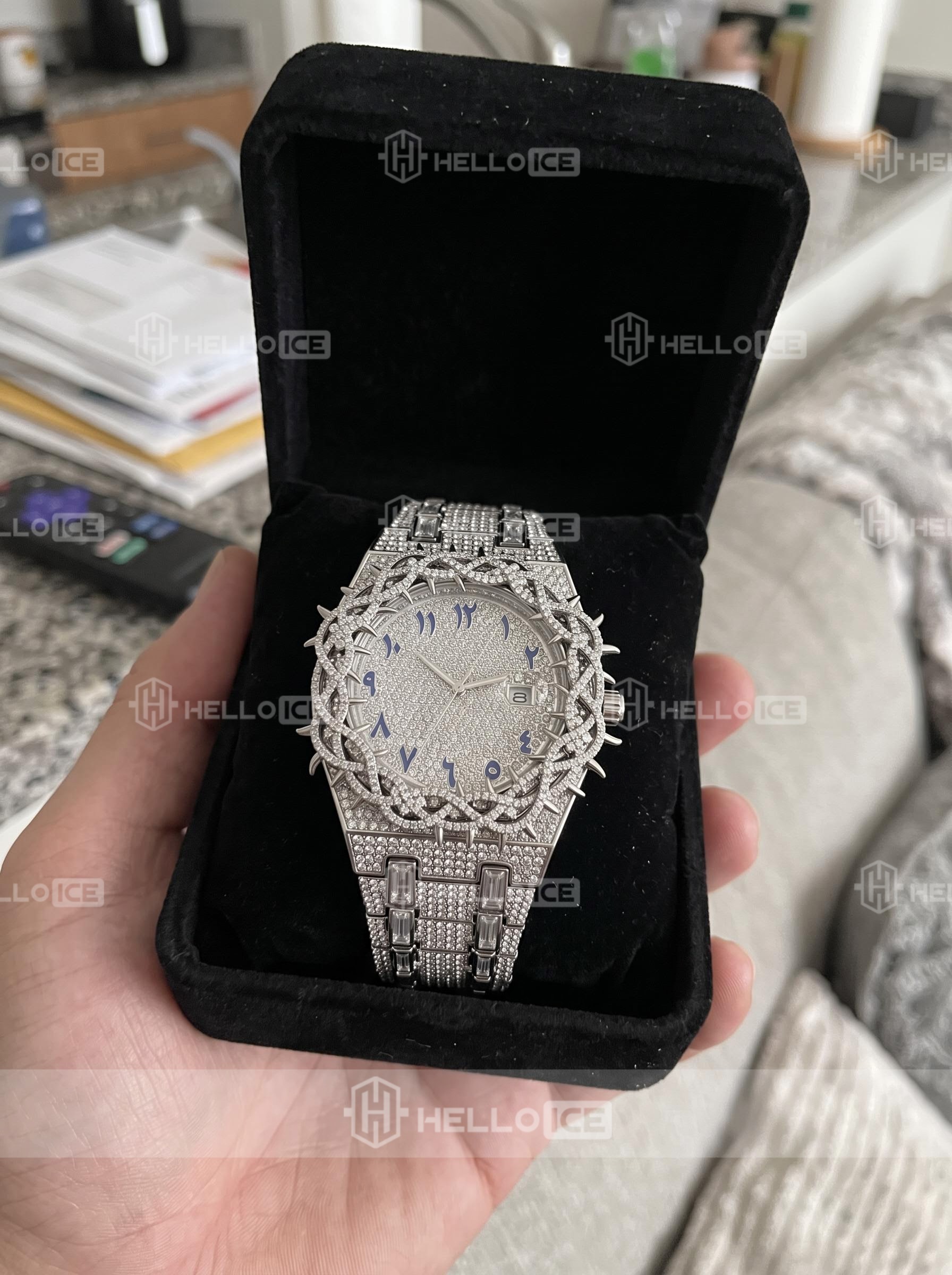 Helloice Review Image