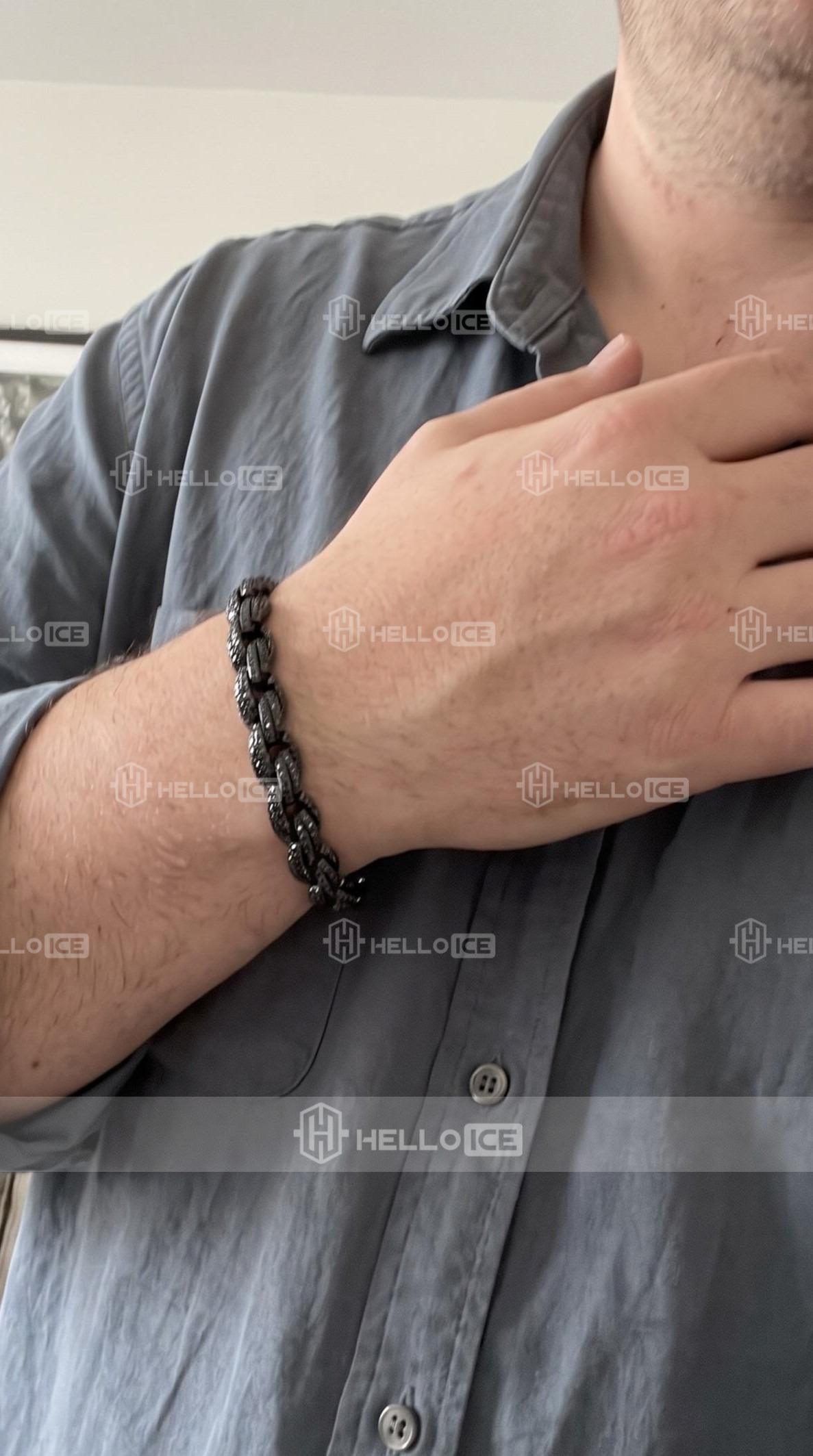 Helloice Review Image