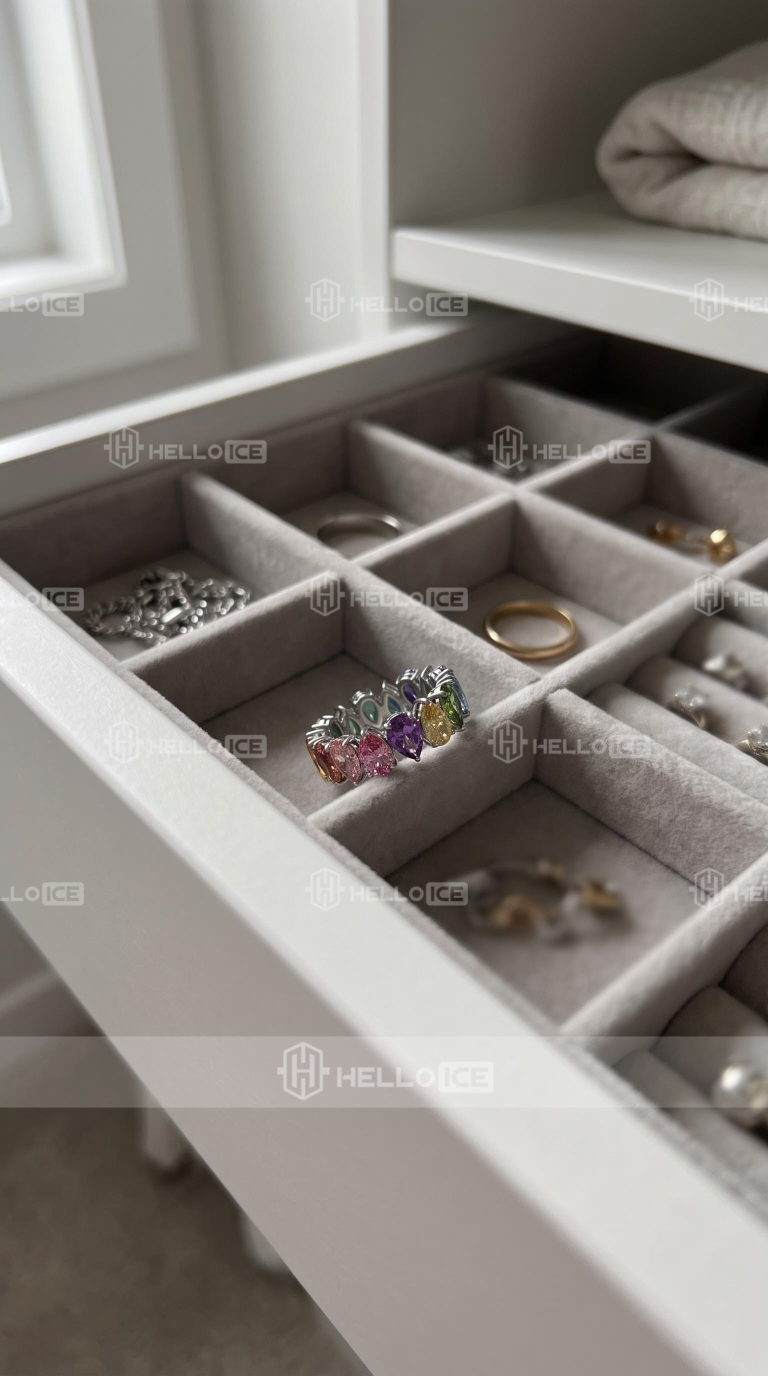 Helloice Review Image