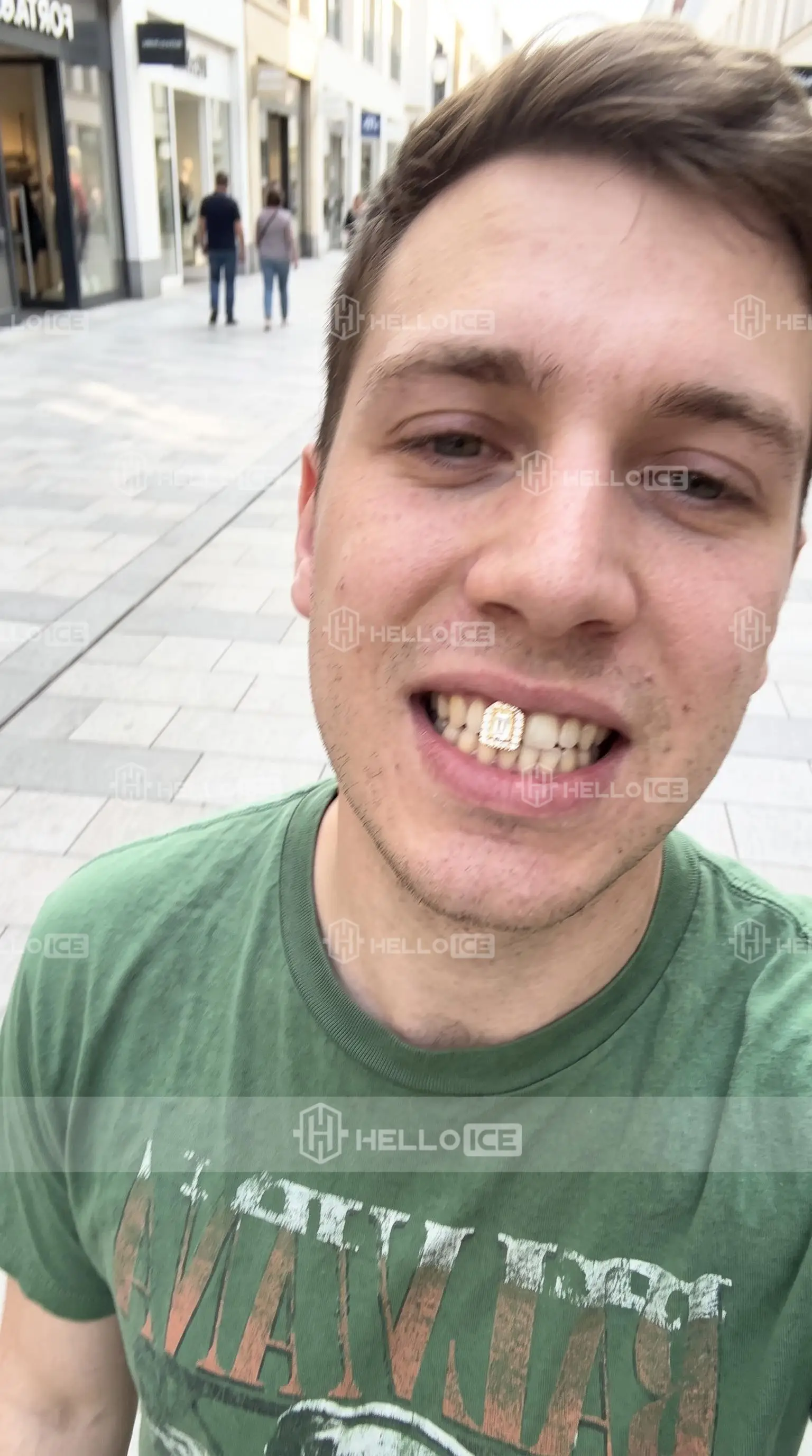 Helloice Review Image