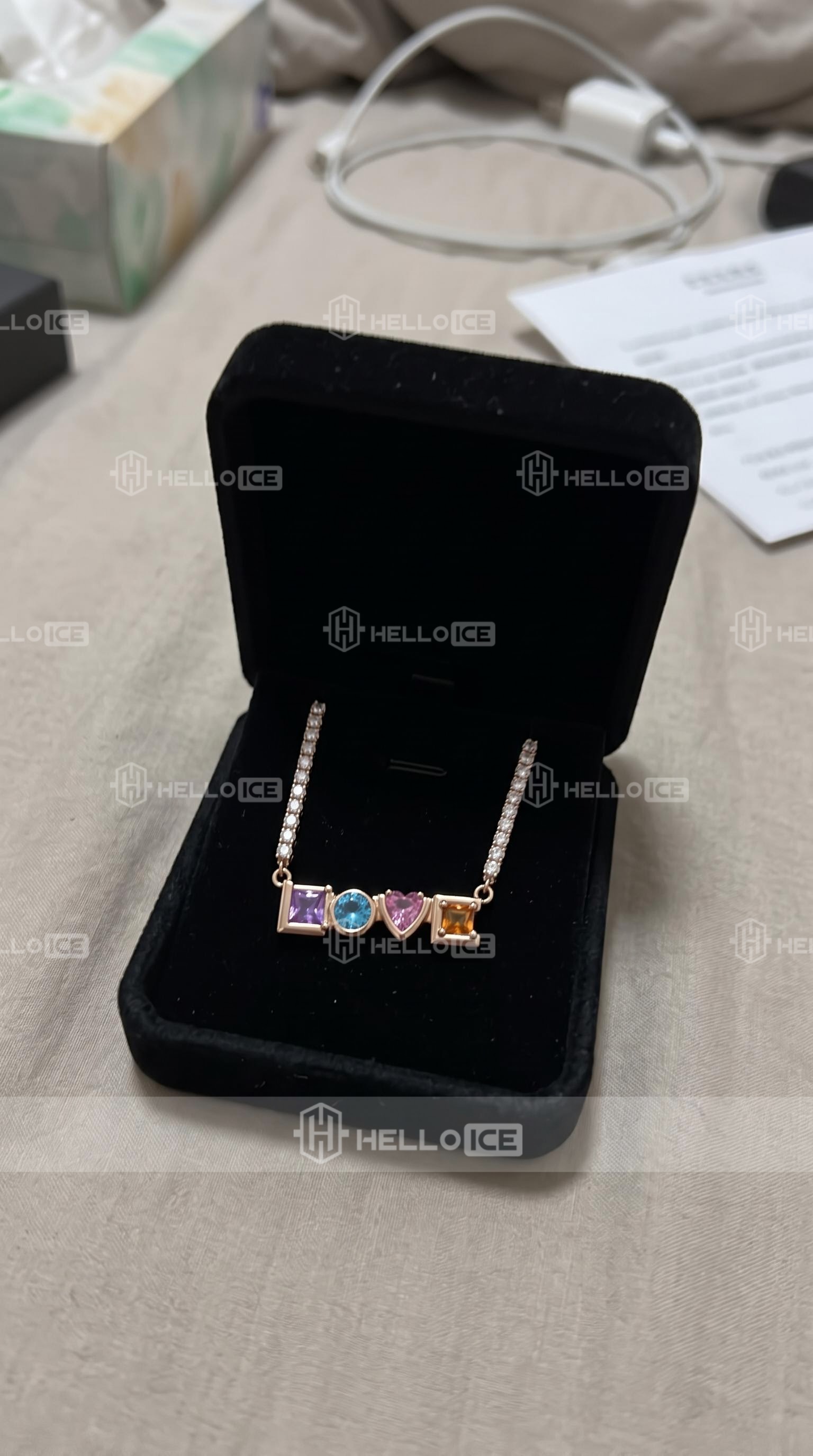 Helloice Review Image
