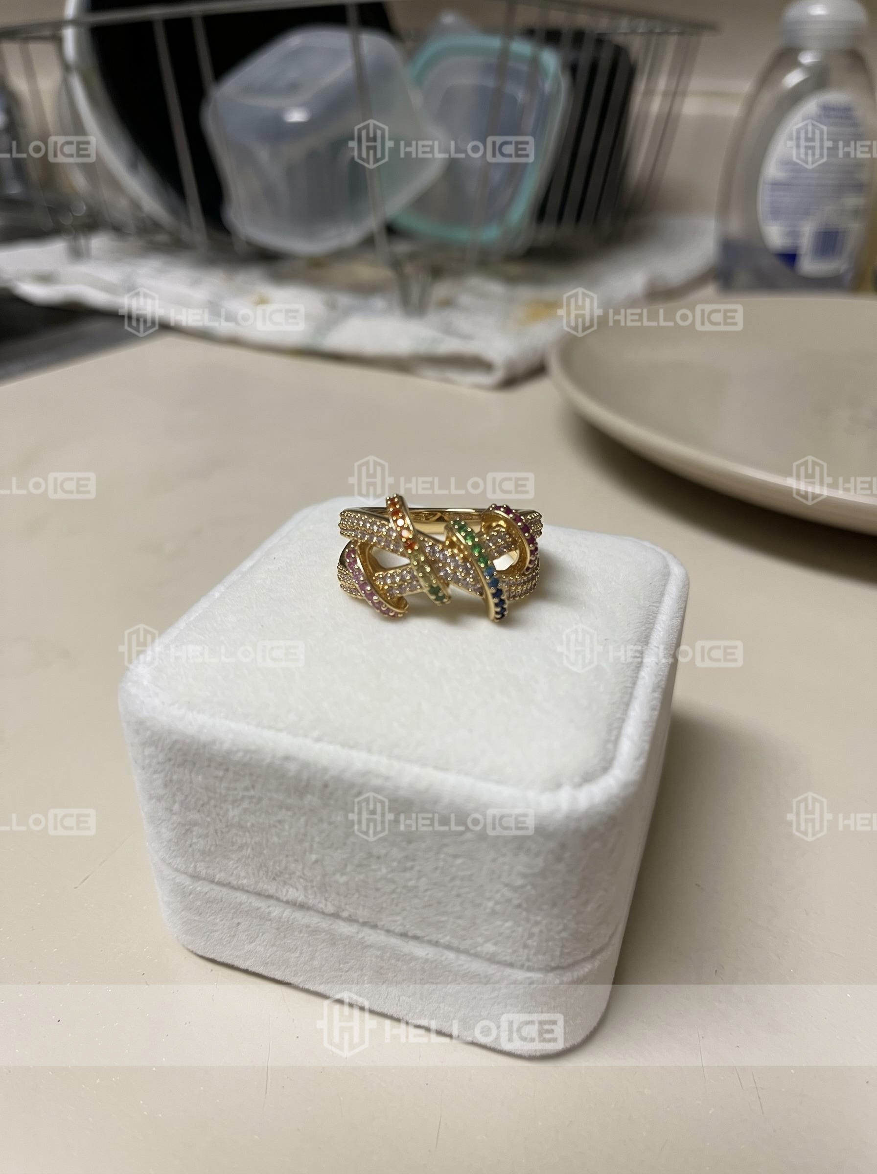 Helloice Review Image