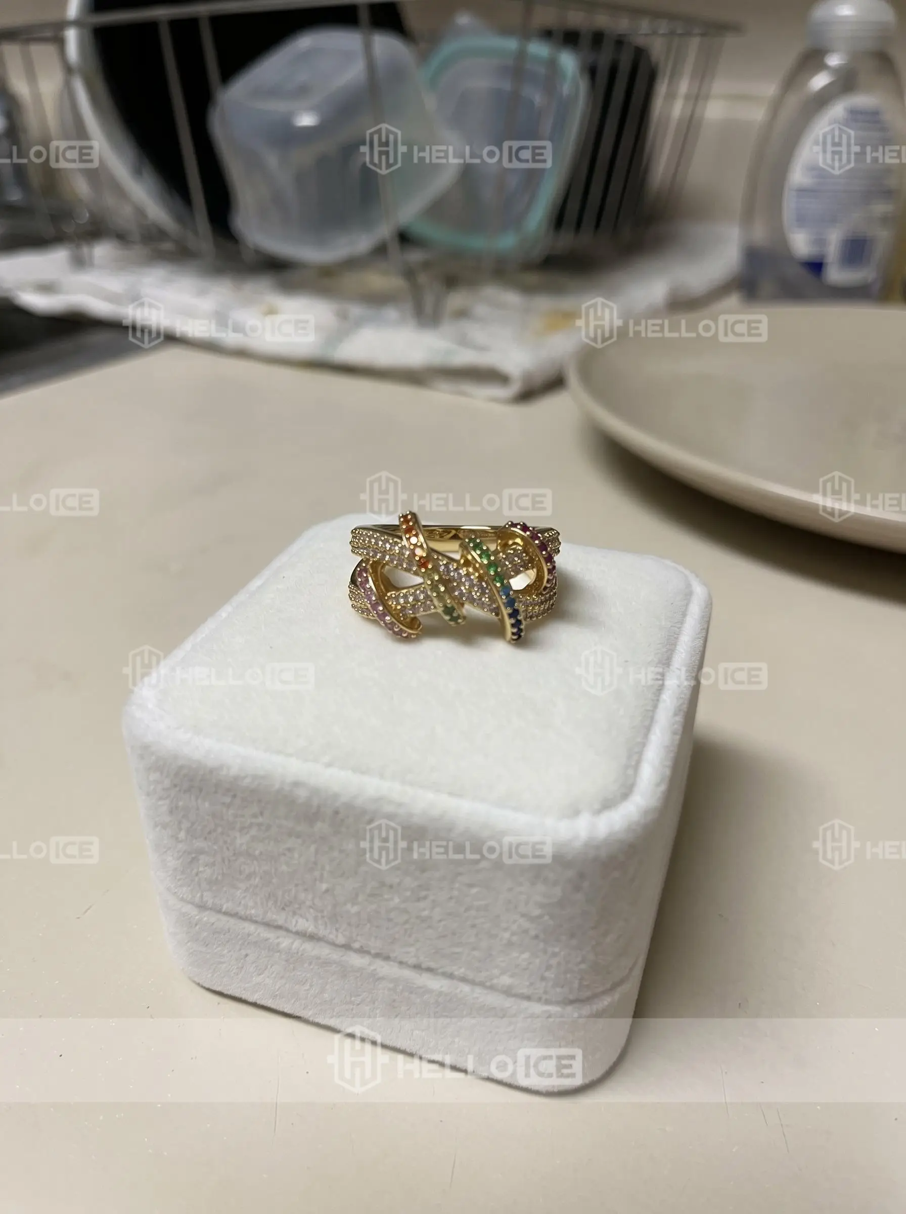 Helloice Review Image