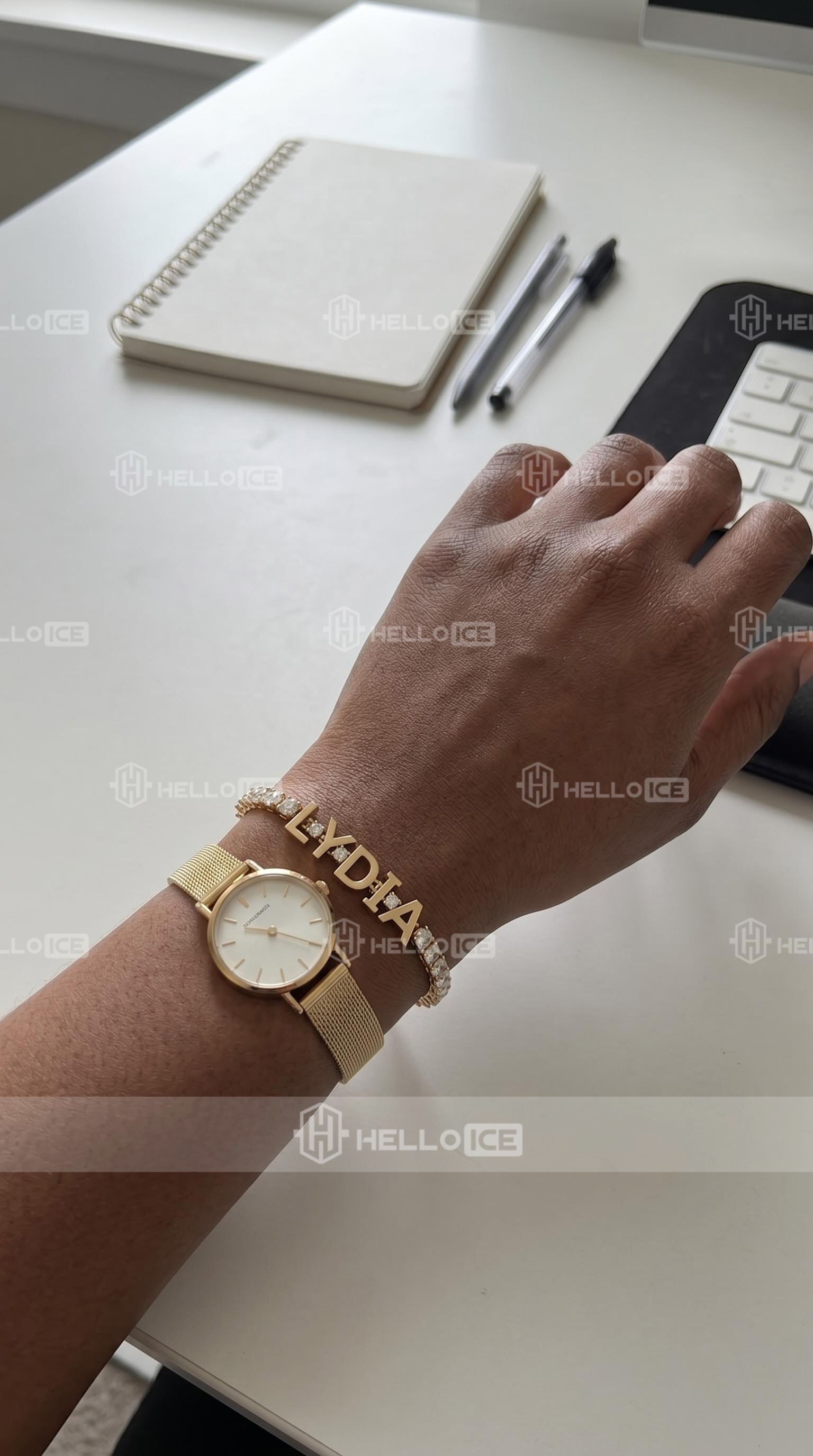 Helloice Review Image