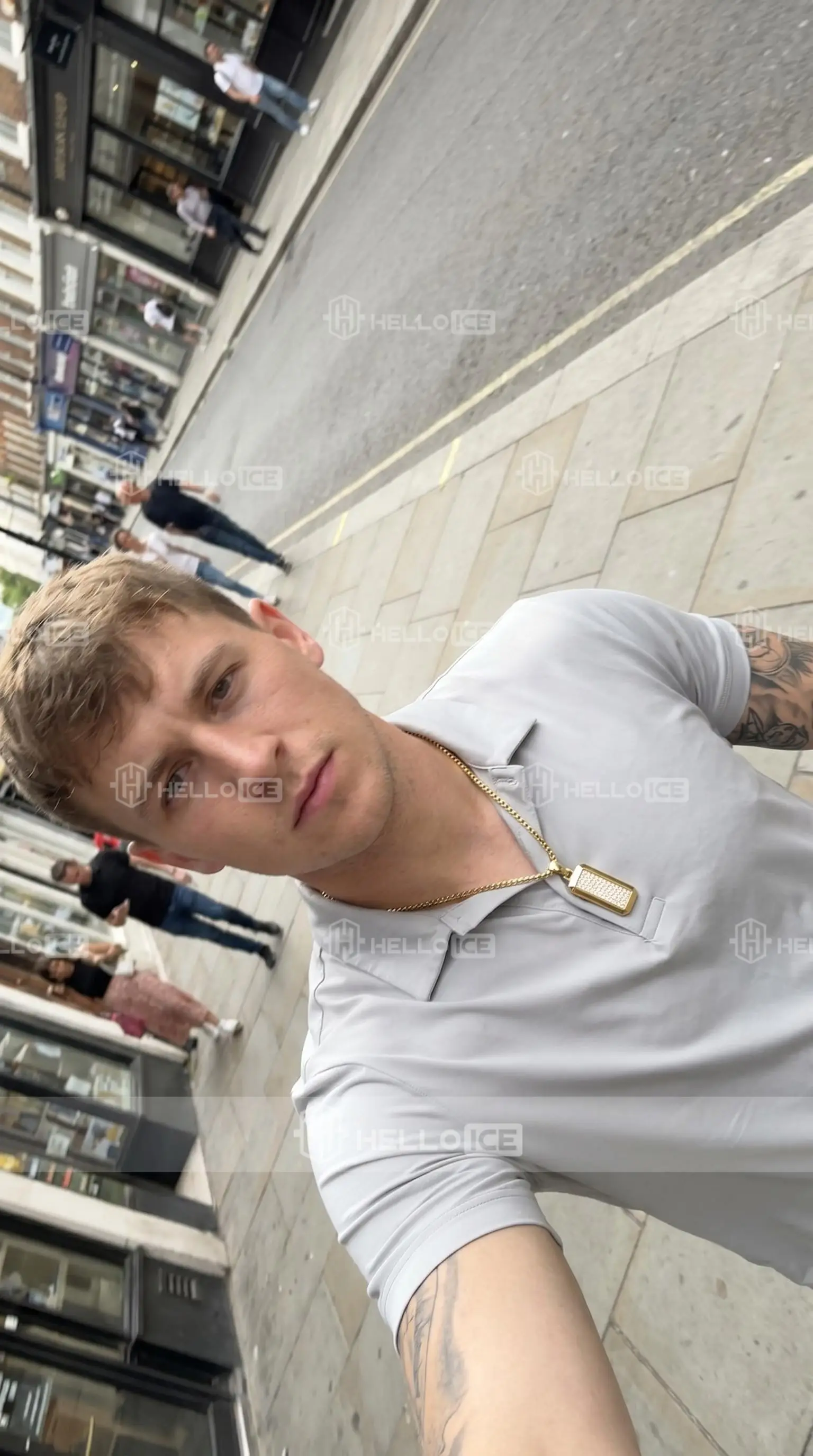 Helloice Review Image